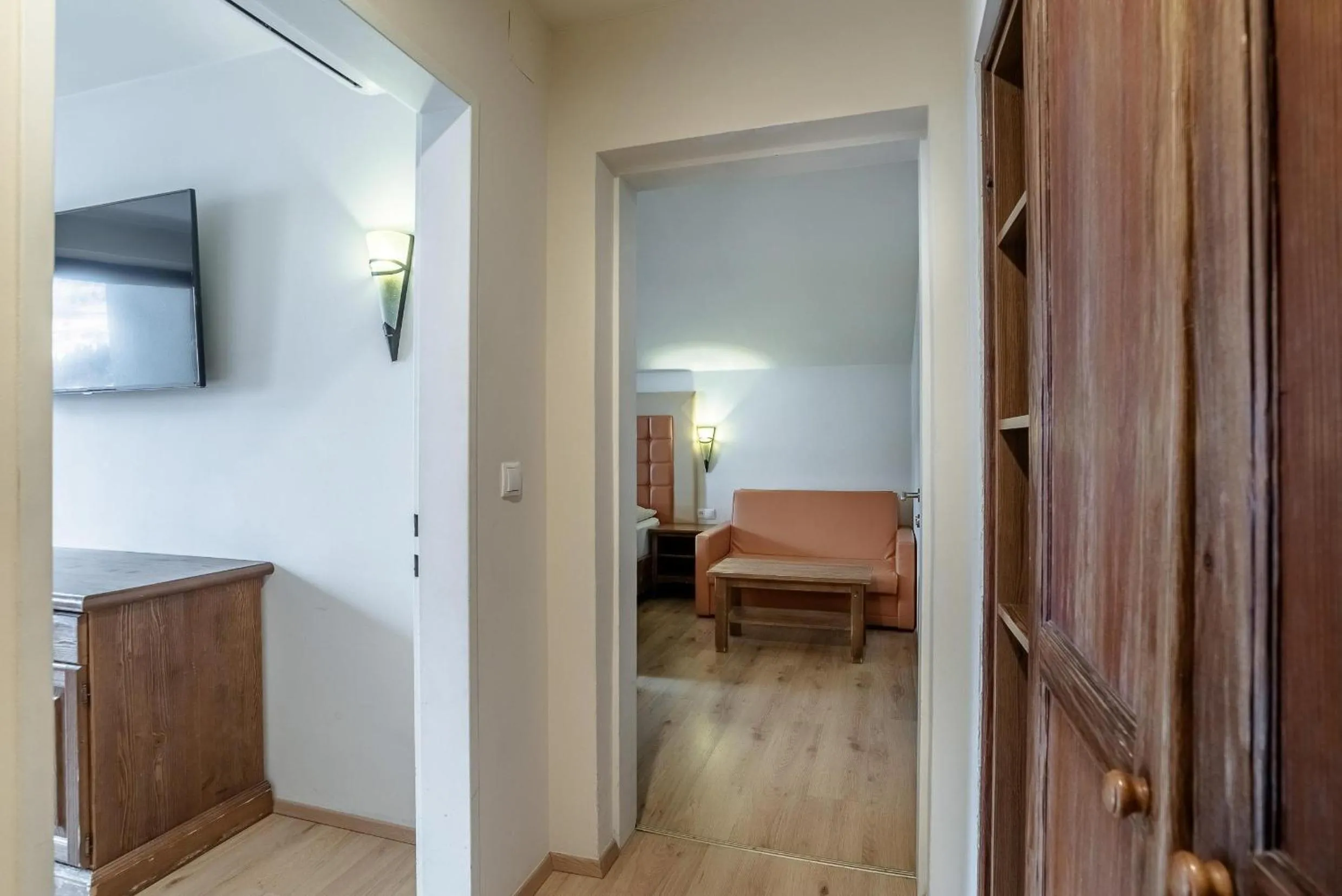 Photo of the whole room, Bed in Hotel Victoriya