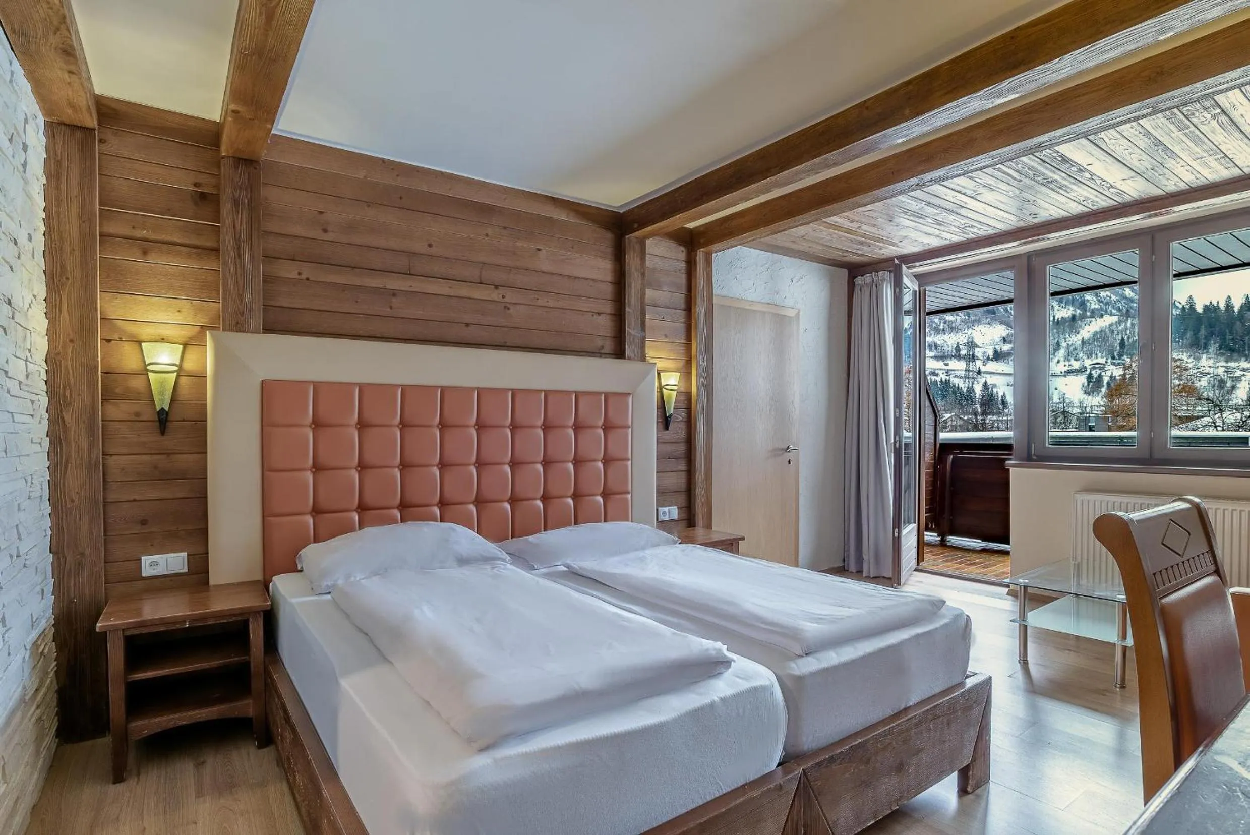 Photo of the whole room, Bed in Hotel Victoriya