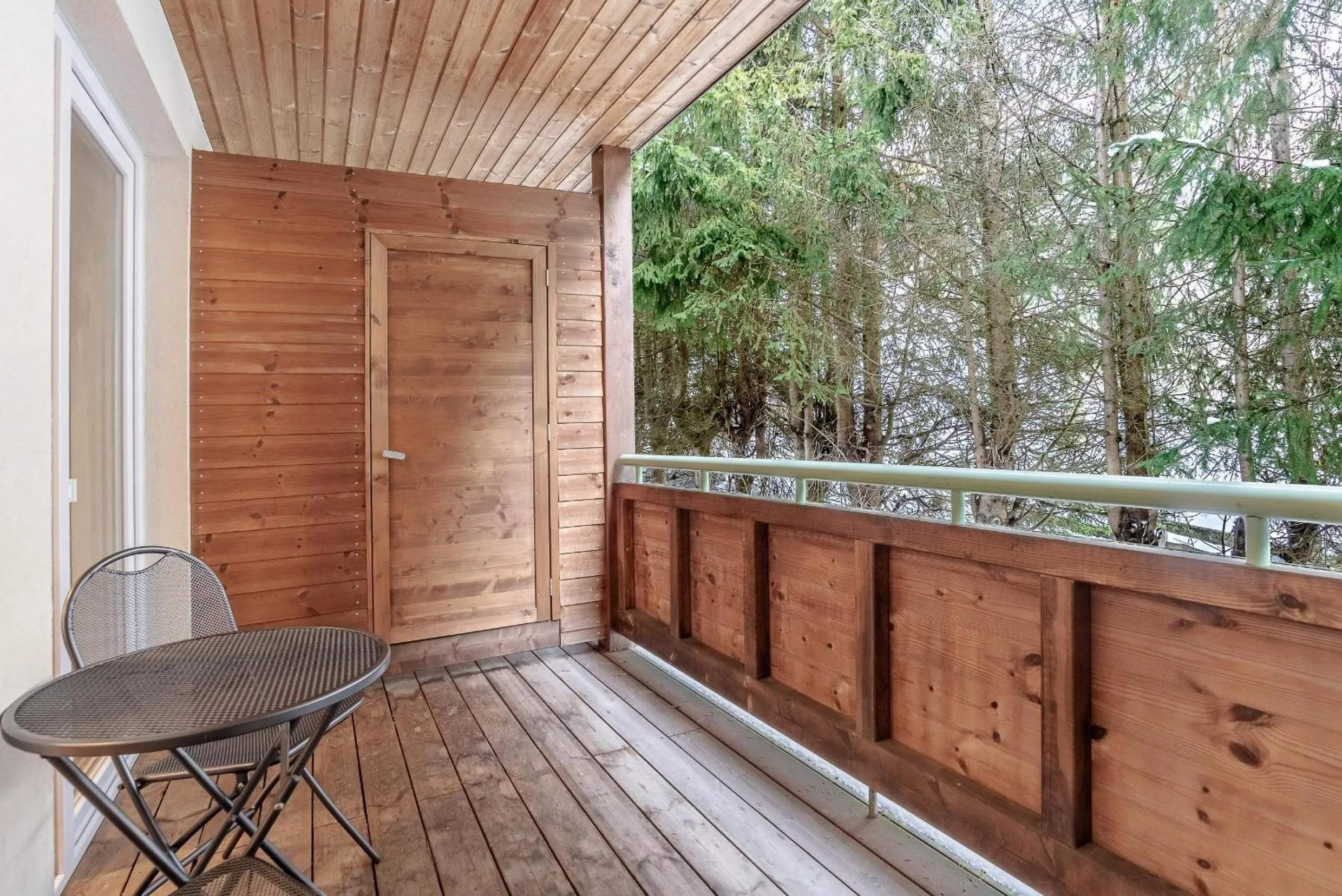 Photo of the whole room in Hotel Victoriya