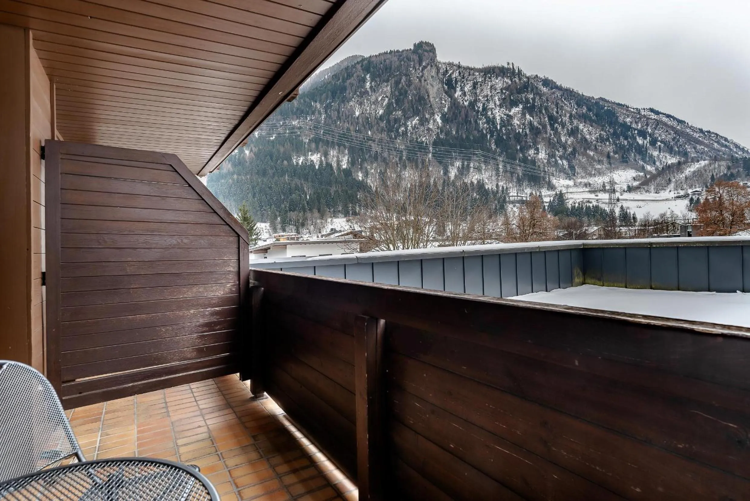 Photo of the whole room in Hotel Victoriya