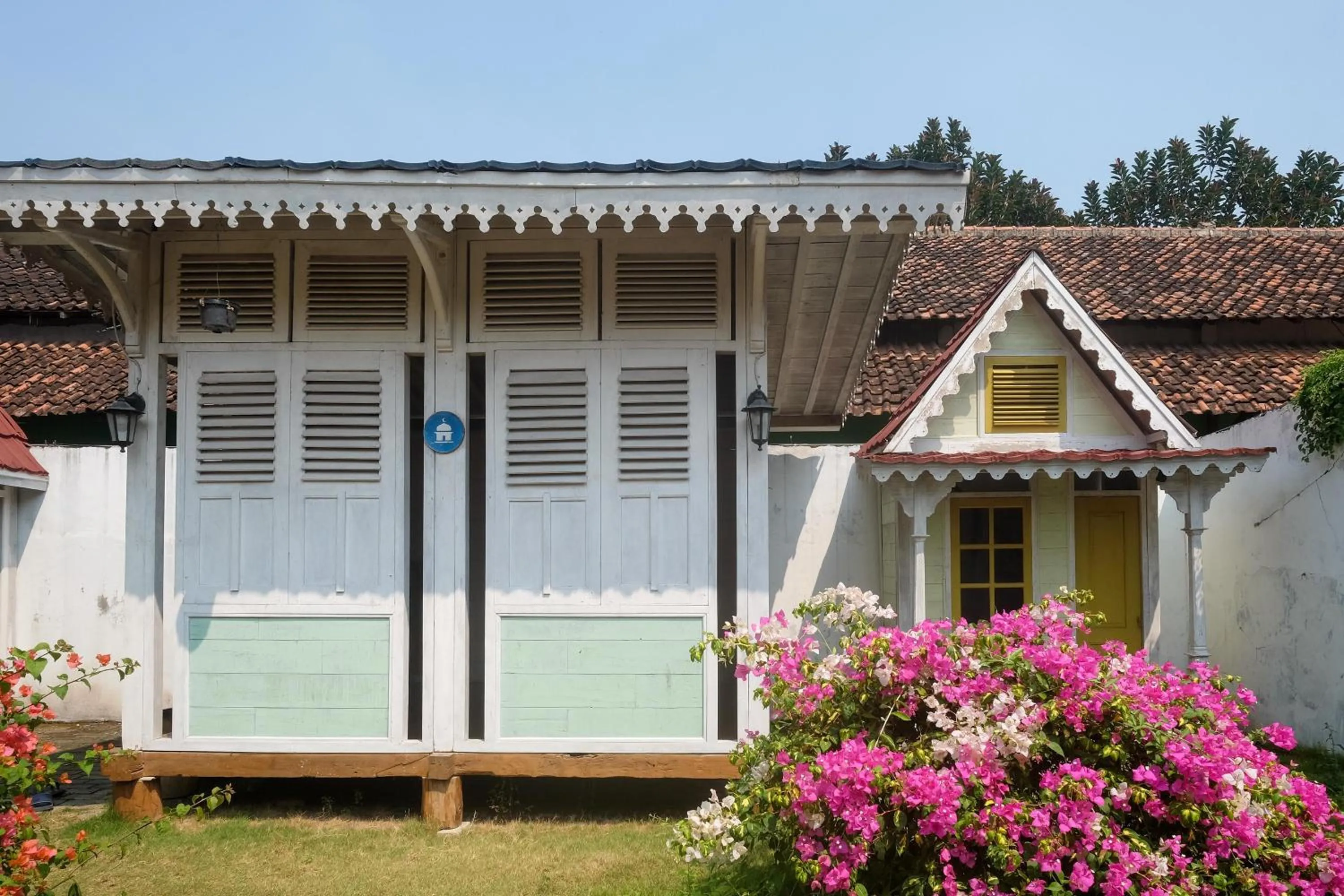 Garden in RedDoorz Plus @ Harmonie Cepu Blora