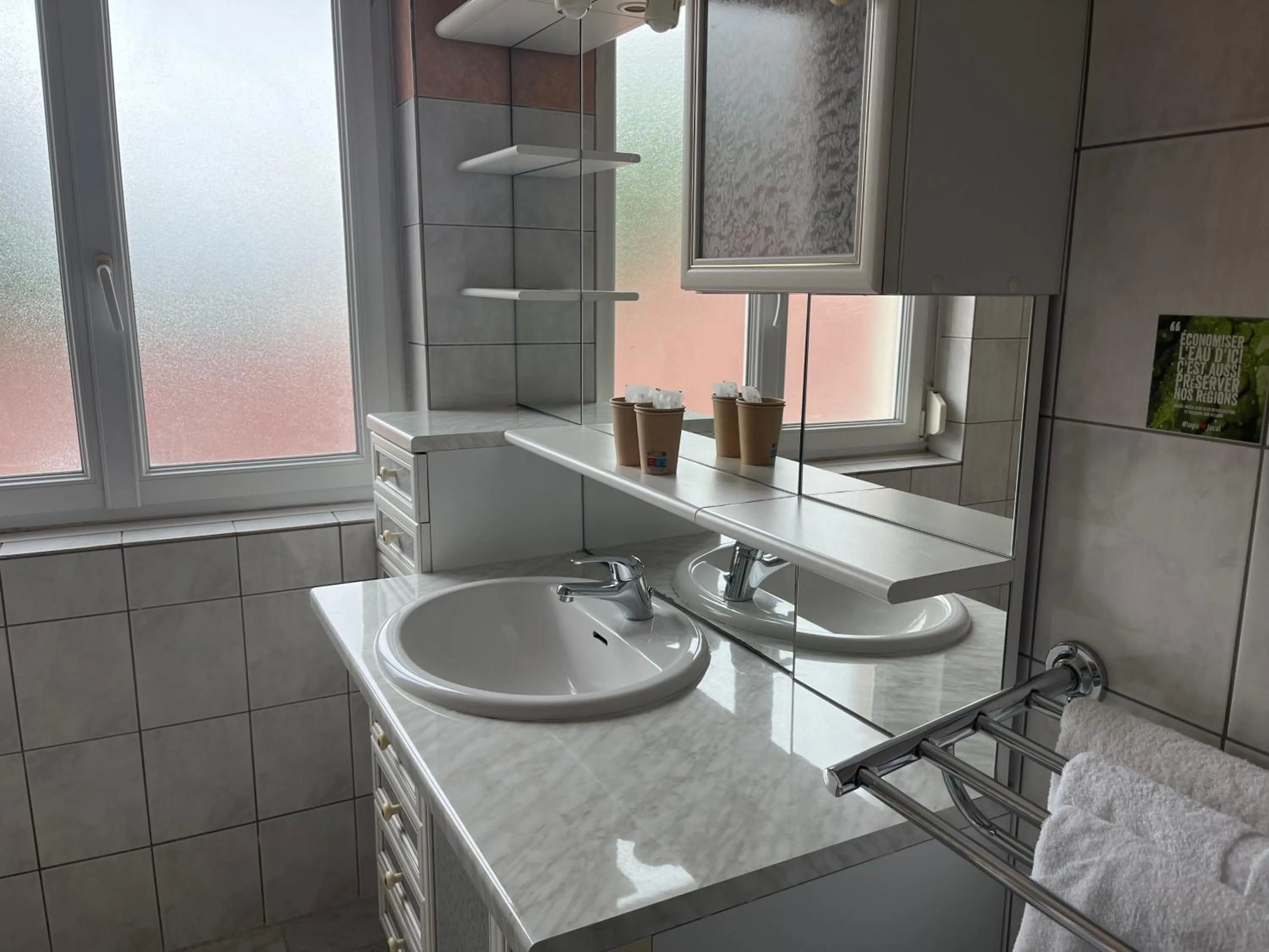 Logis Hôtel & Restaurant - Le Floride