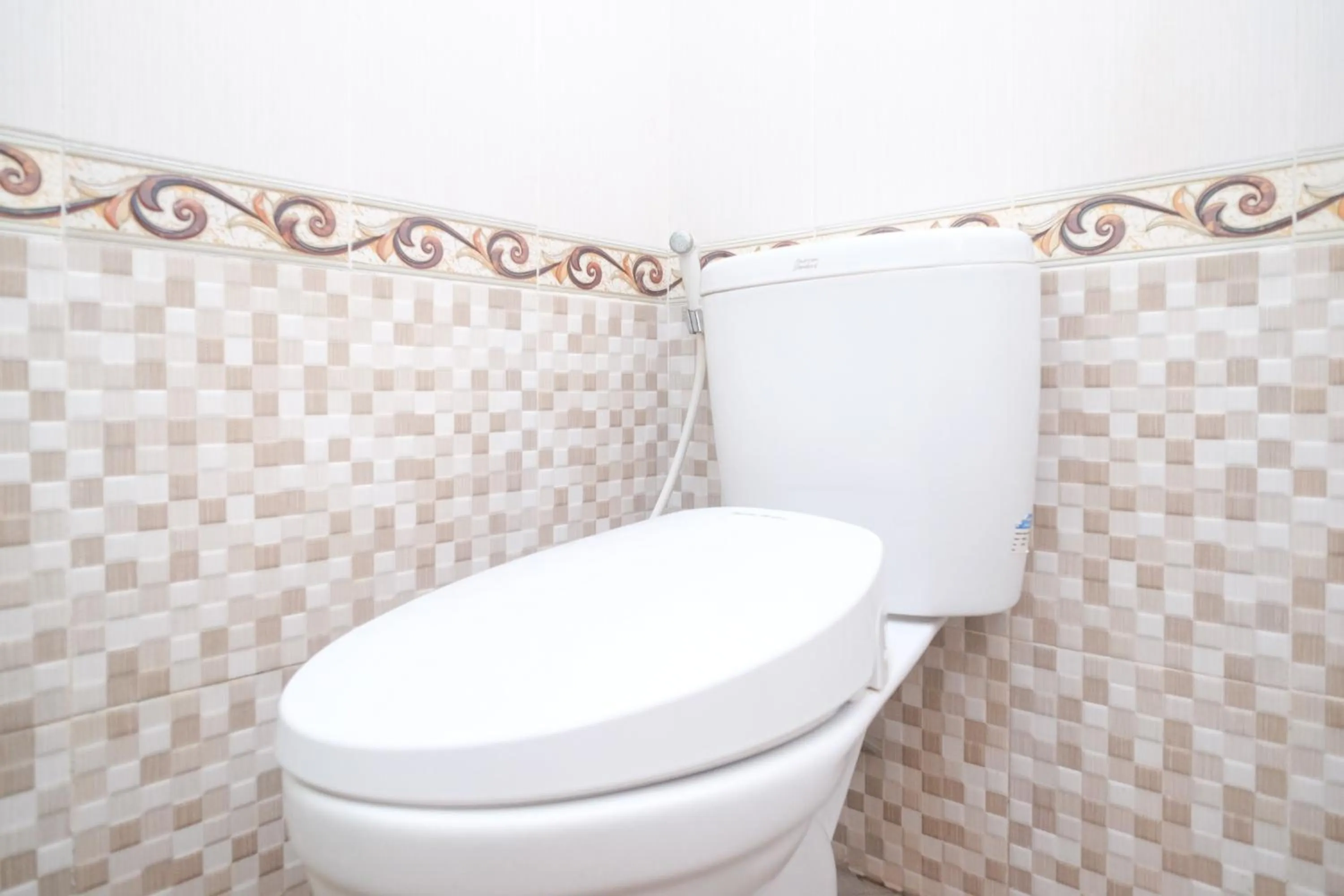 Bathroom in RedDoorz @ Griya Bougenville Magelang