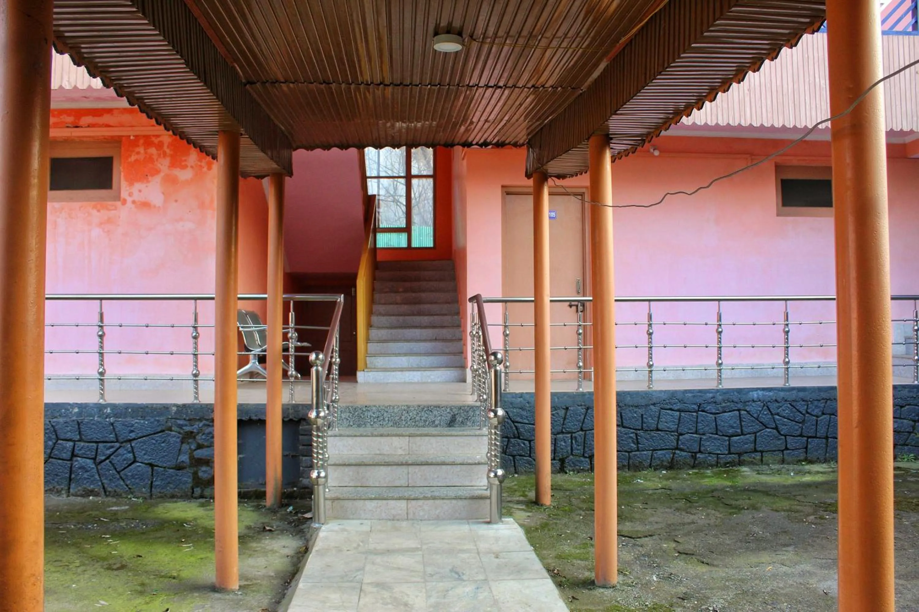 Facade/entrance in Hotel O Raj Shah Hotel And Resturant