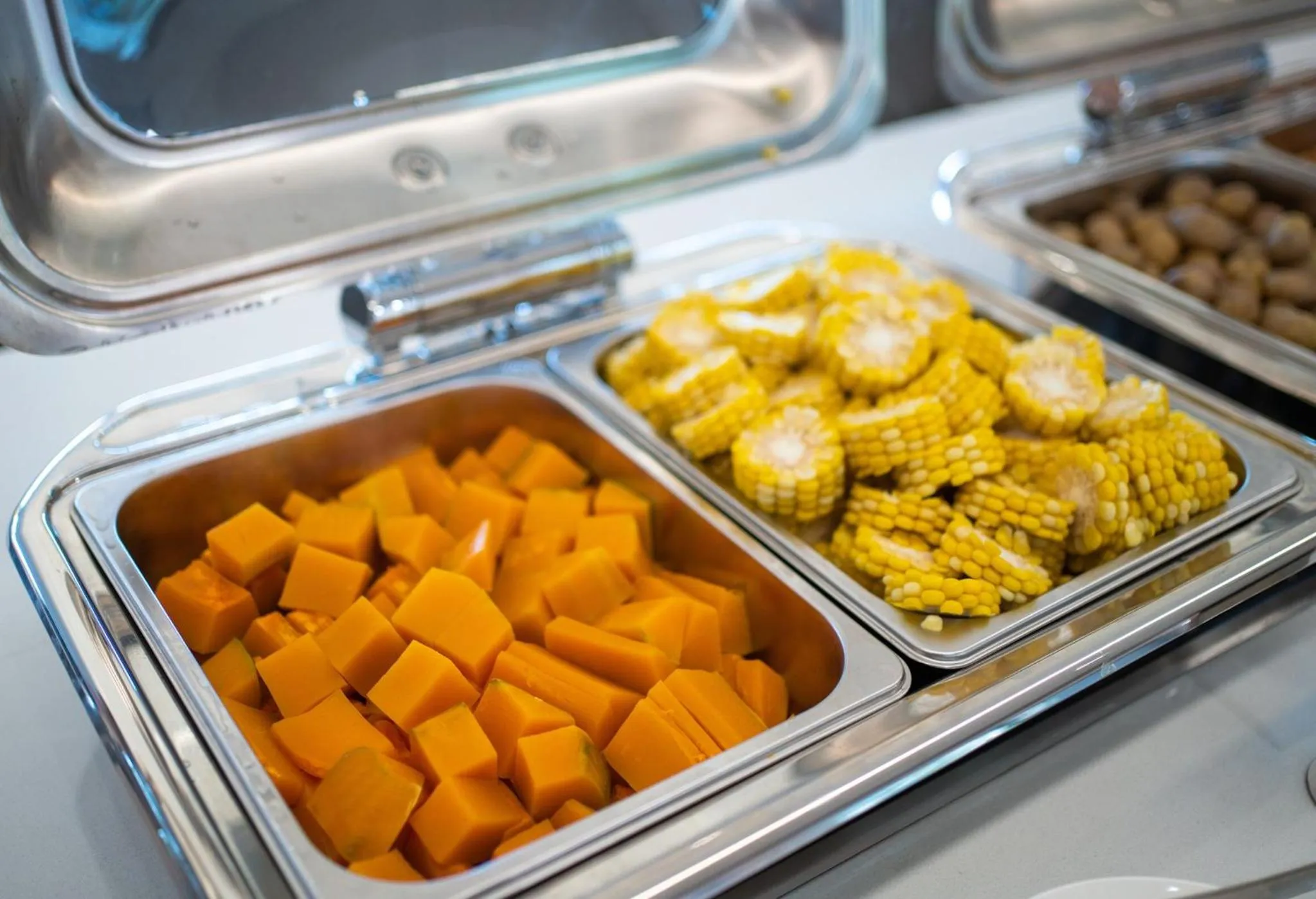 Breakfast in Holiday Inn Express Wawu Mountain, an IHG Hotel