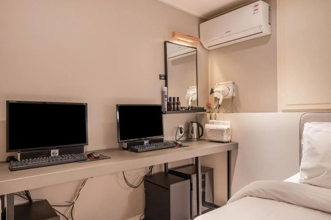 TV and multimedia in Hotel Yam - Paju Geumchon