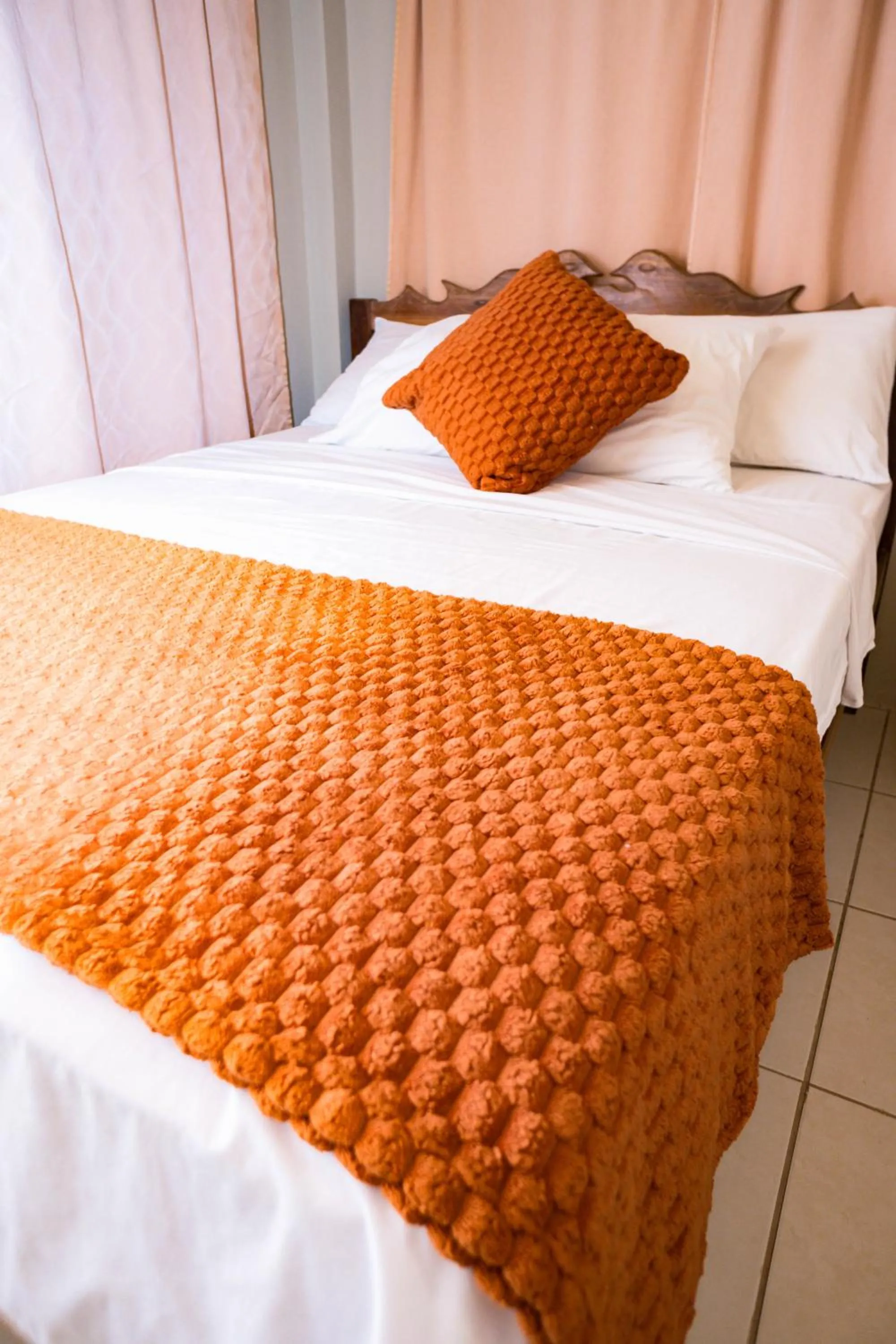 Deluxe Room in La Casa Naranja Bed and Breakfast