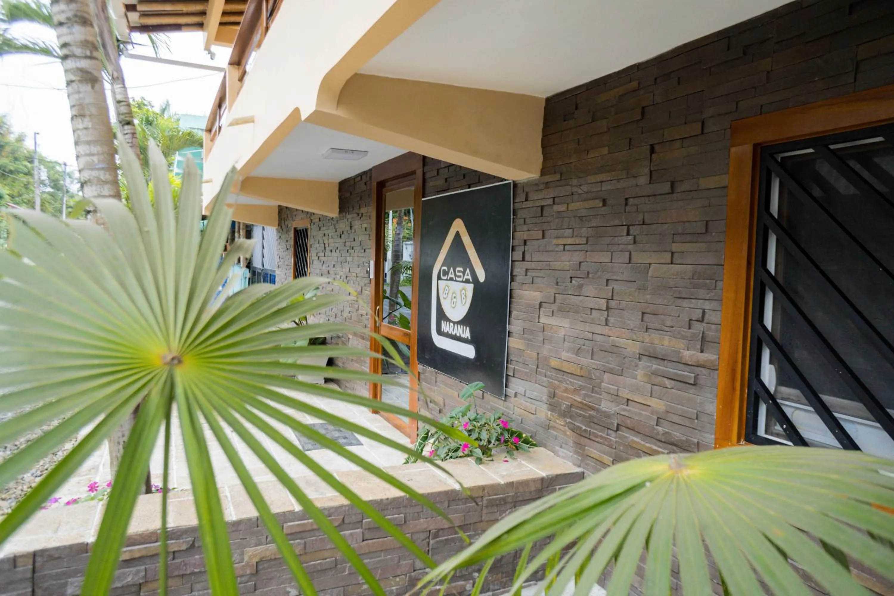 La Casa Naranja Bed and Breakfast