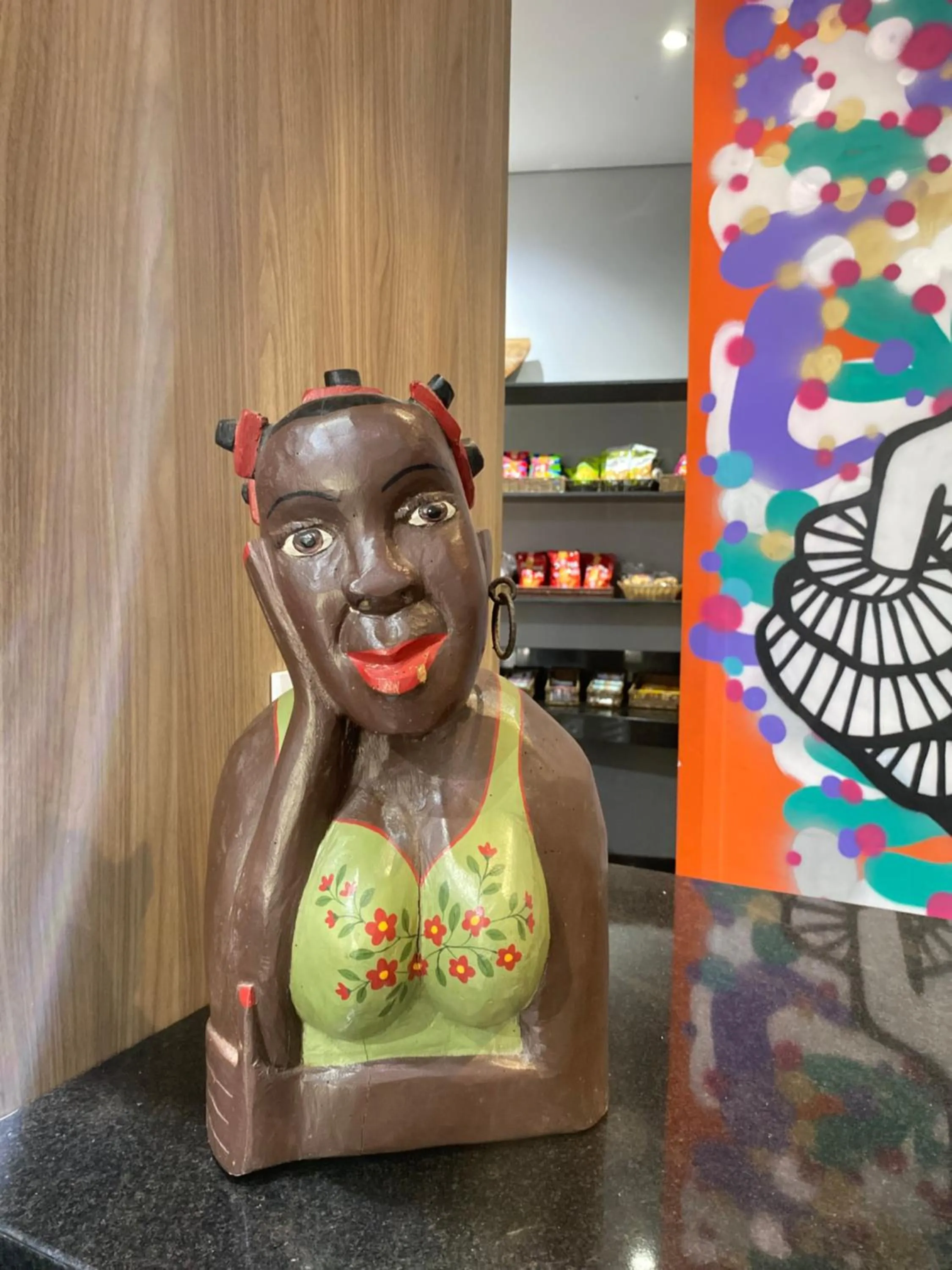 Entertainment in Royal Design Savassi Hotel