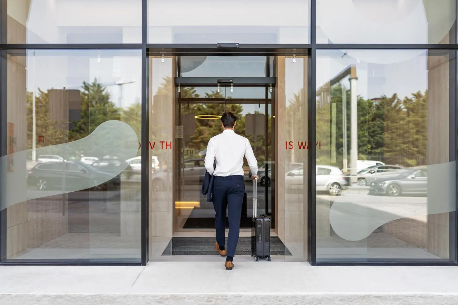 Facade/entrance in Moov Hotel Lisboa Oriente