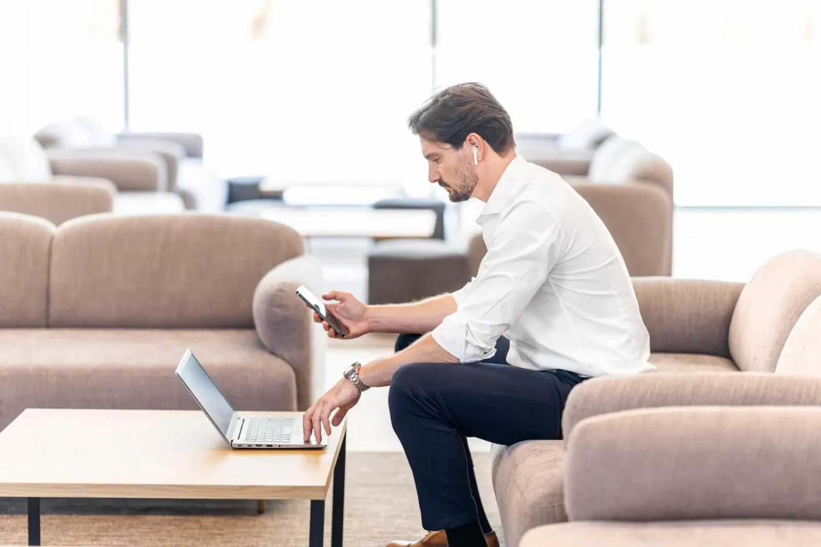 Lounge or bar in Moov Hotel Lisboa Oriente