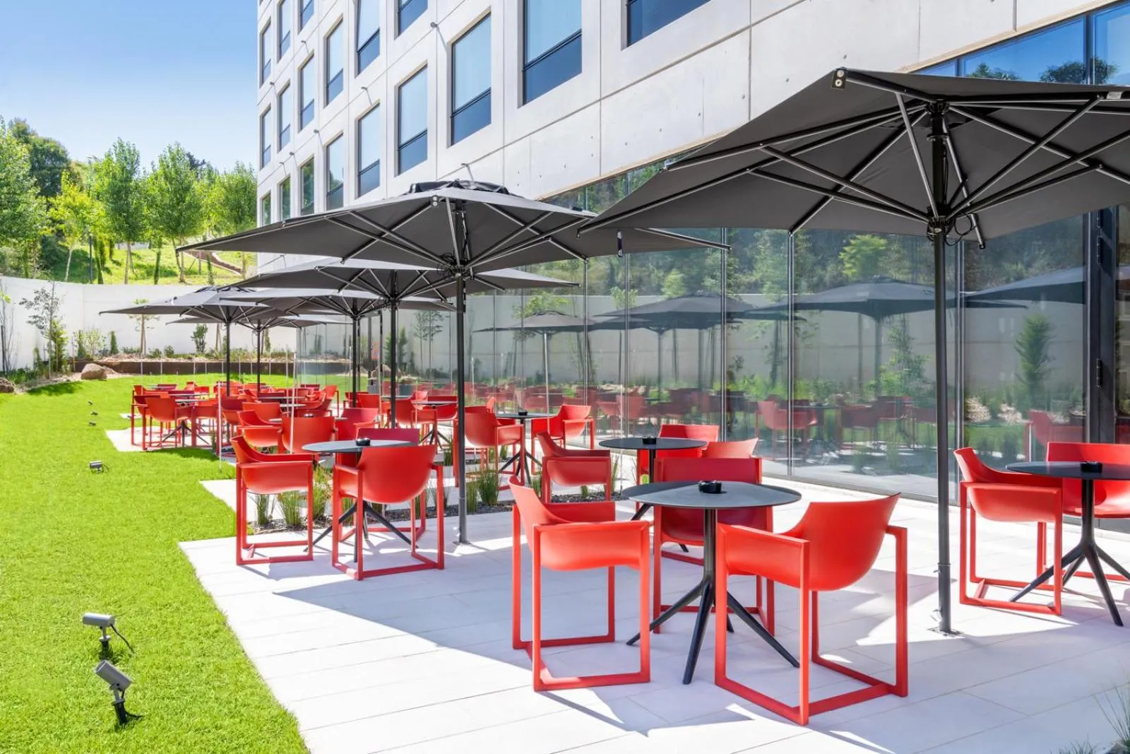 Patio in Moov Hotel Lisboa Oriente