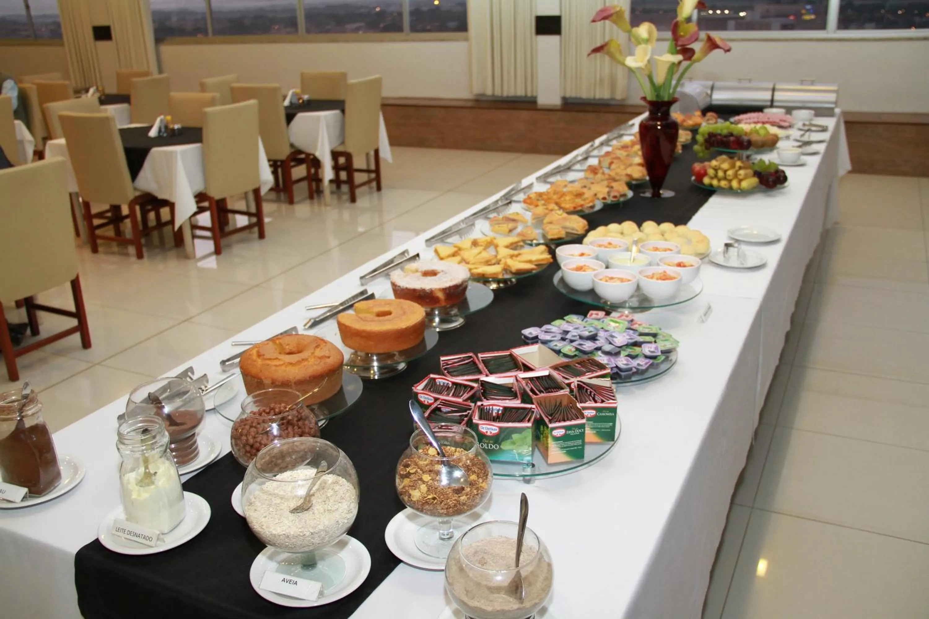 Restaurant/places to eat in Residence Hotel Imperatriz