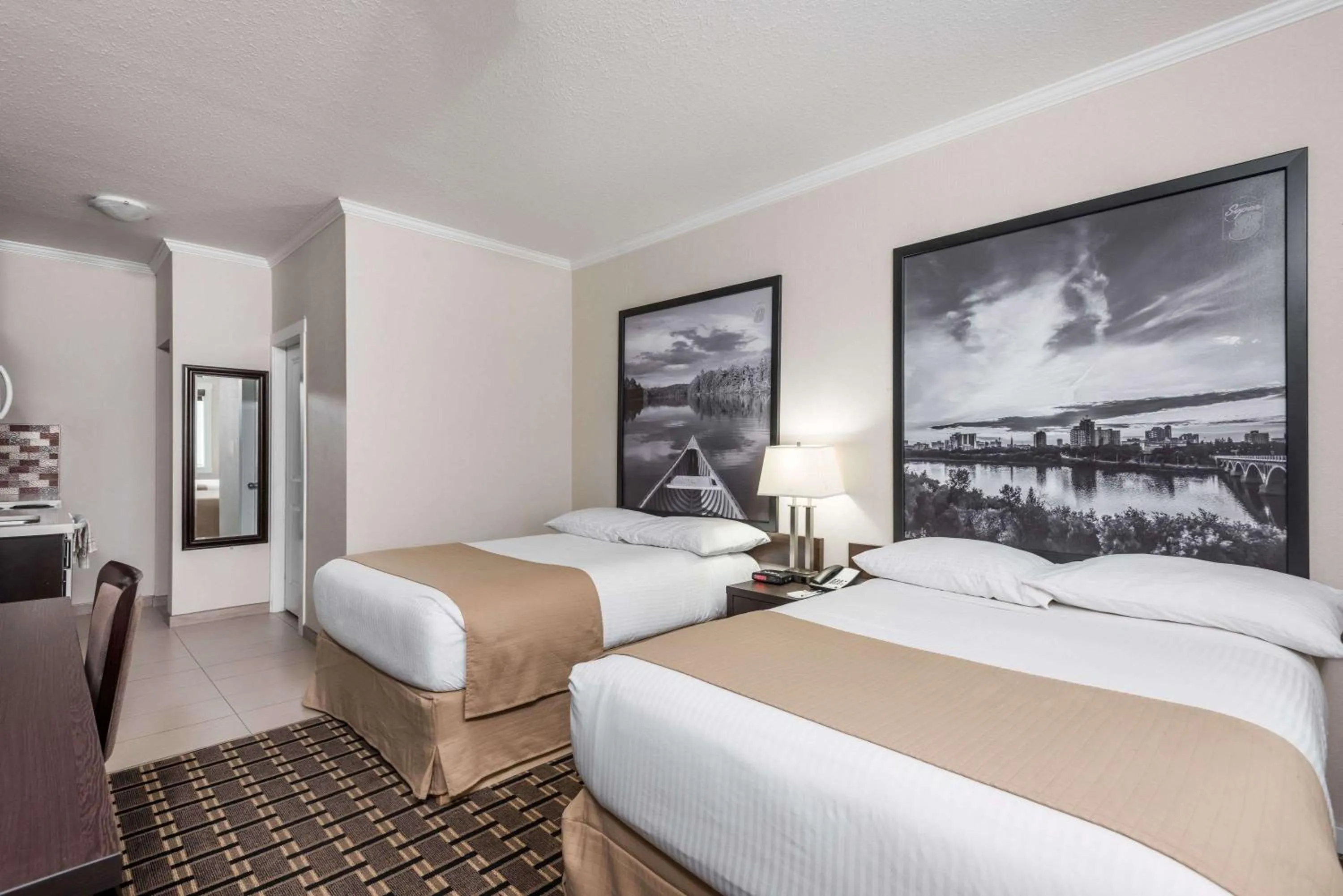 Photo of the whole room, Bed in Super 8 by Wyndham Watrous