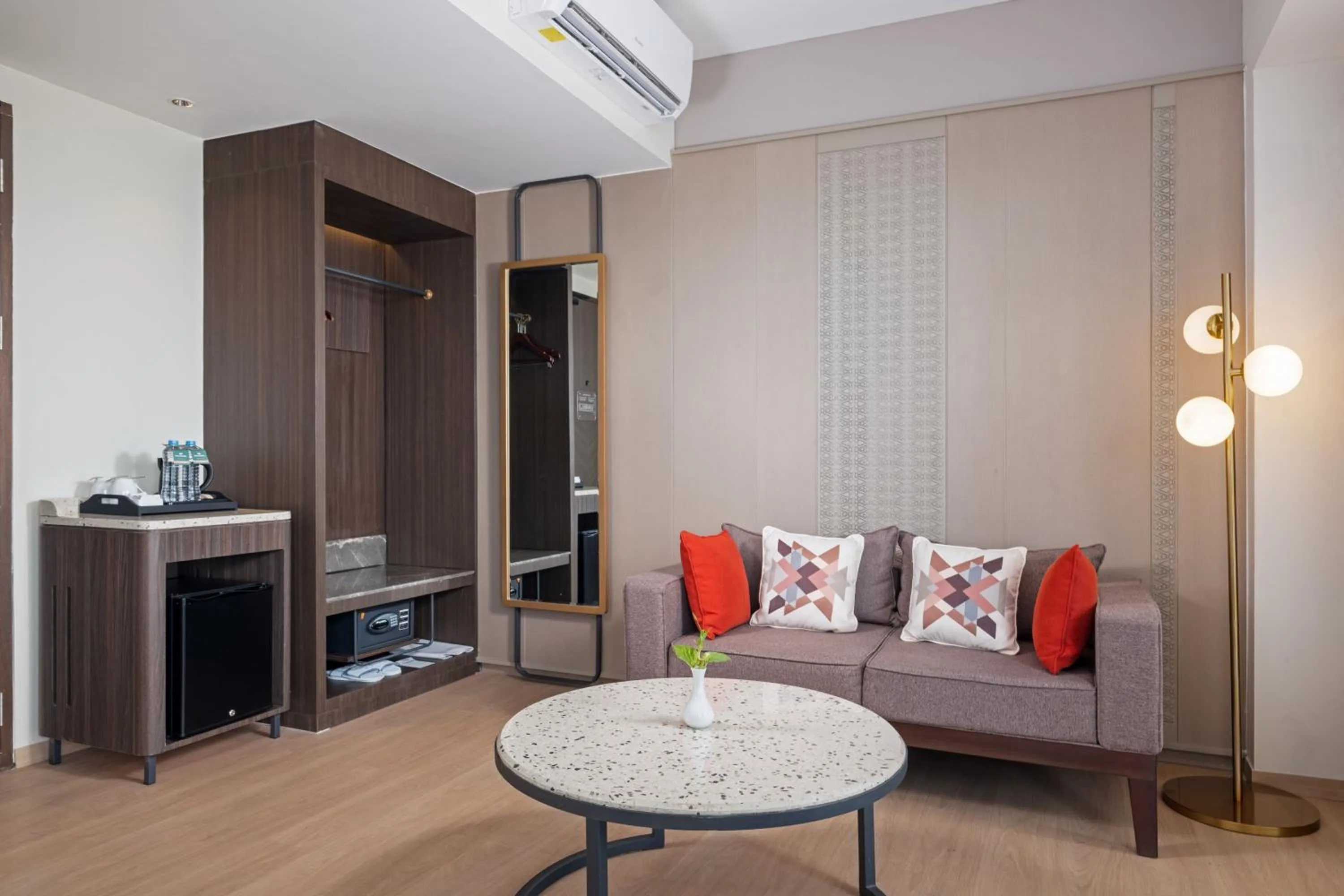 Living room in Hotel Santika Lahat