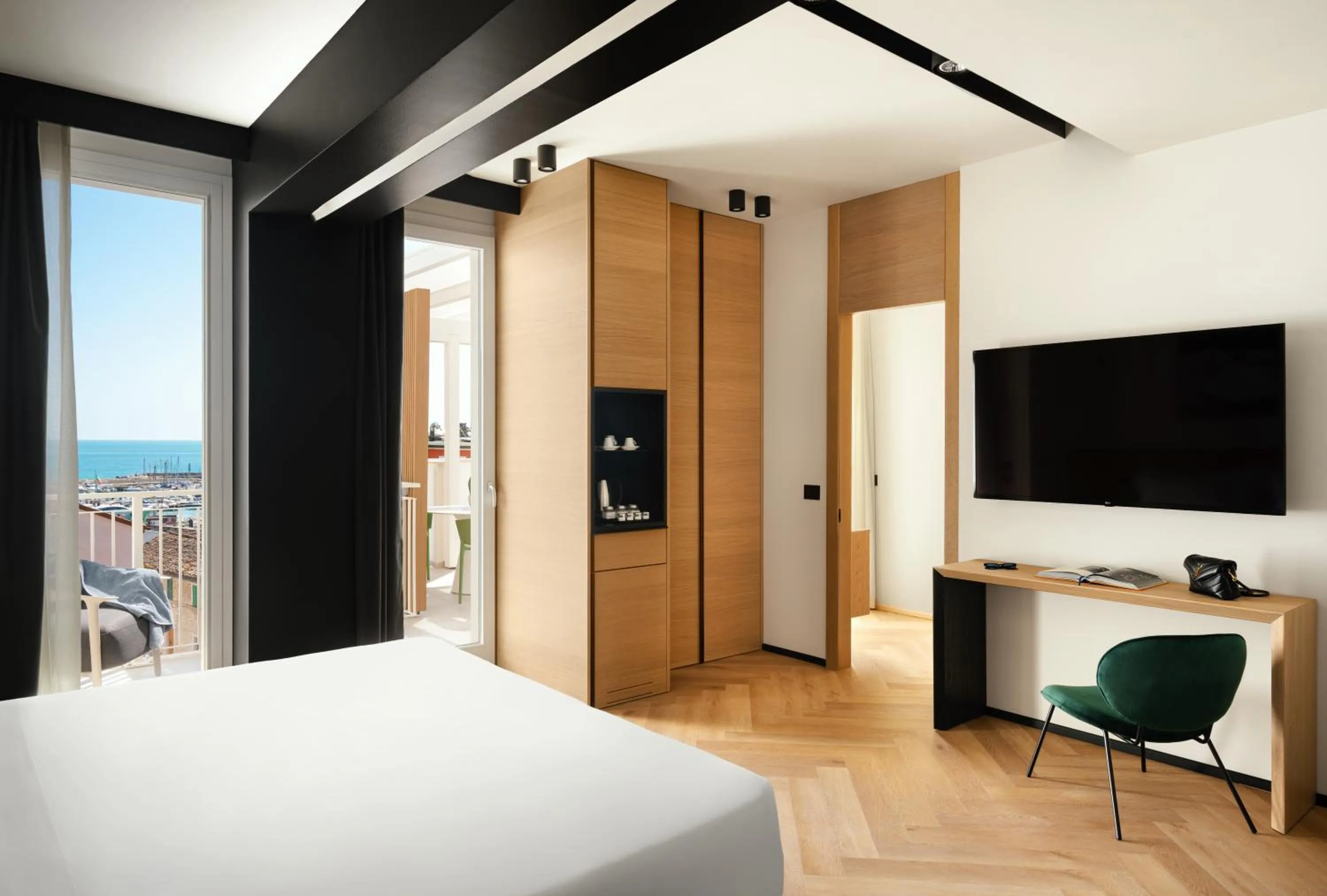 Bedroom, Bed in View Place & Spa