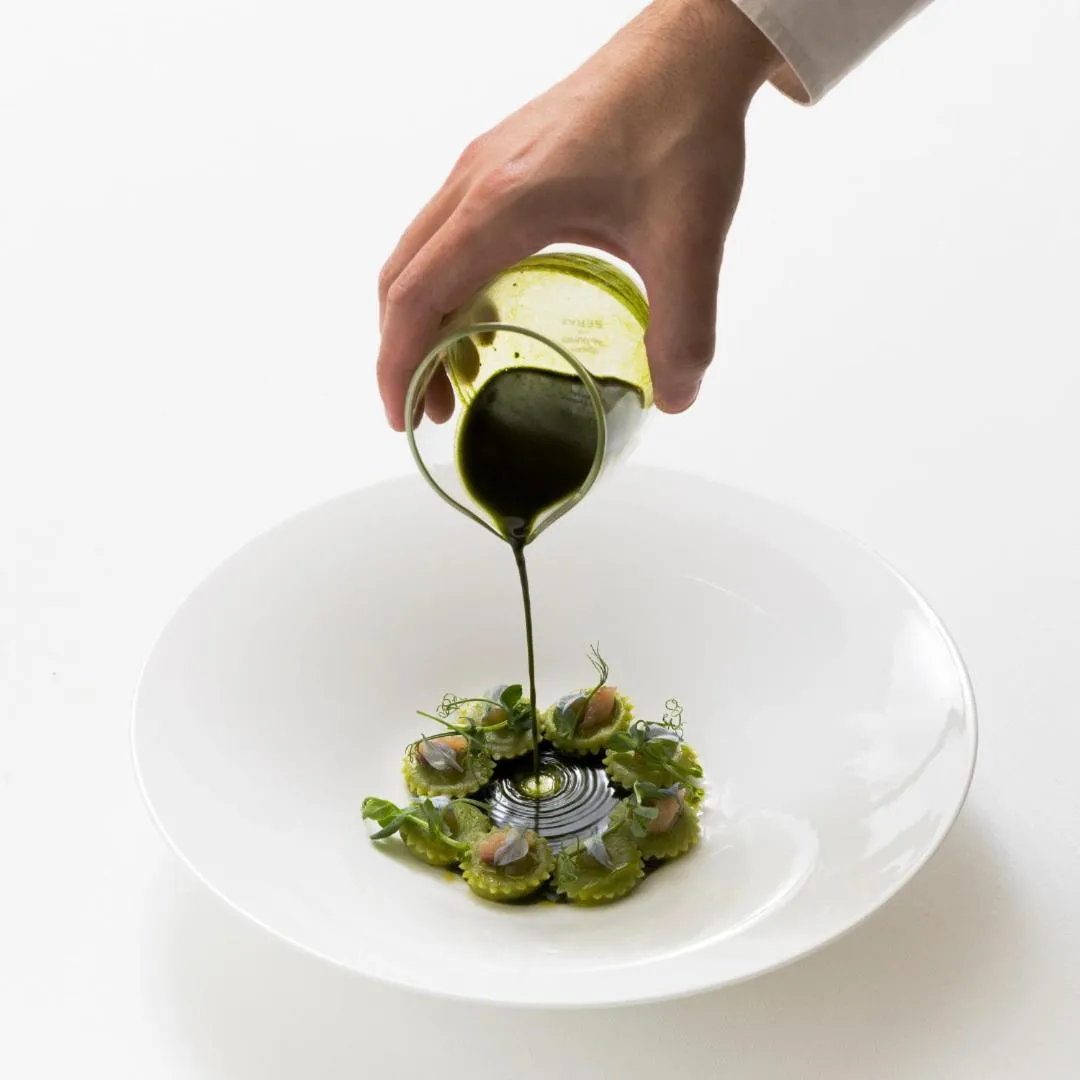 Restaurant/places to eat in View Place & Spa