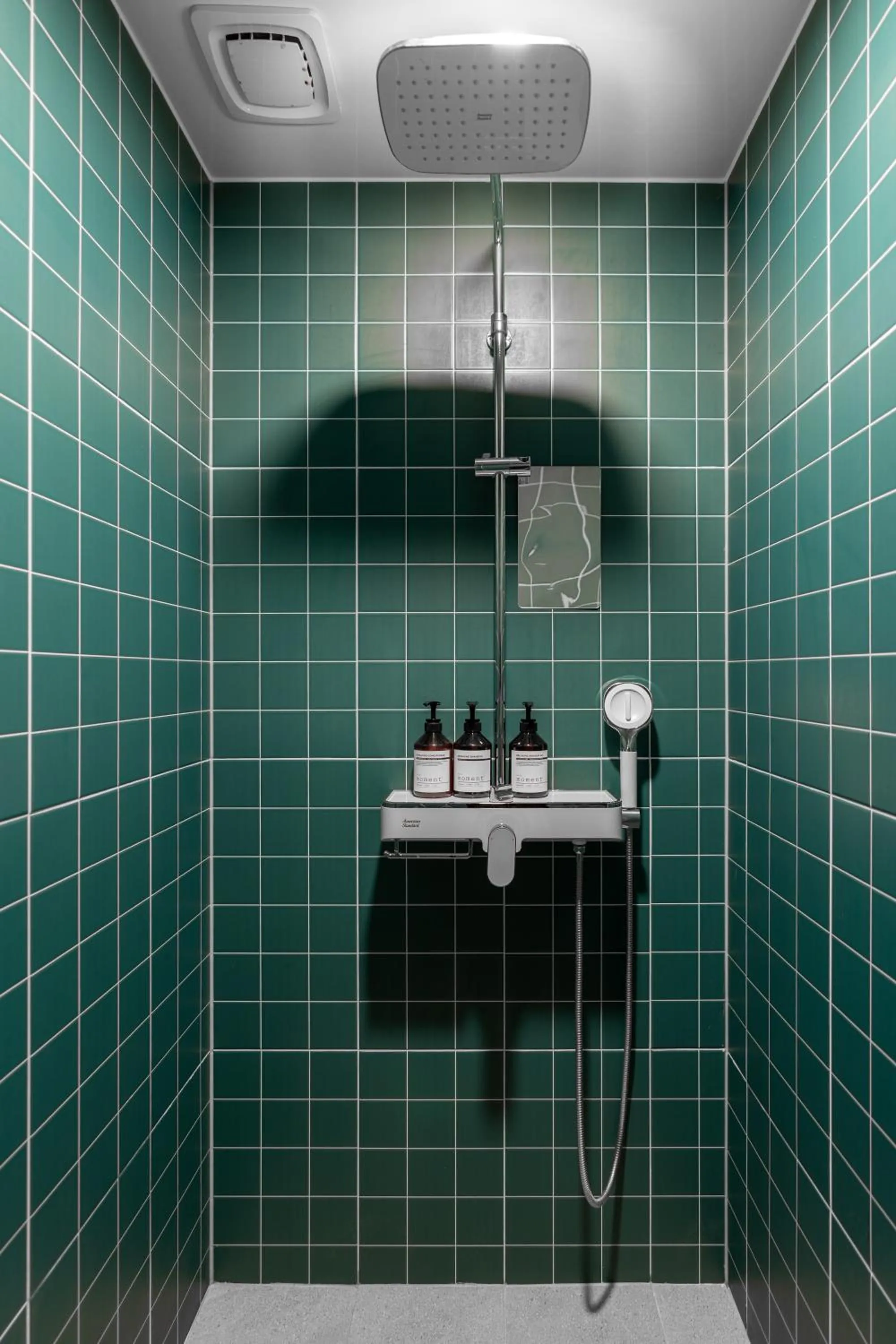 Shower in Jecheon Hound Hotel