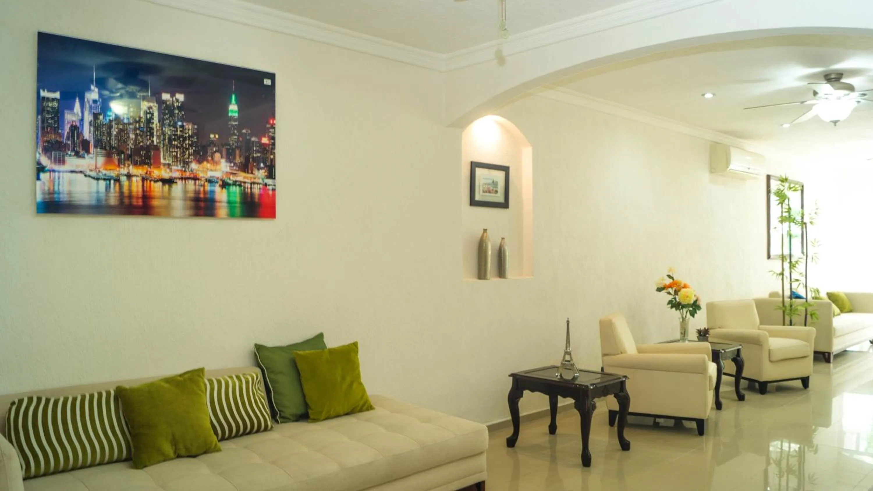 Area and facilities in Hotel CEO Group