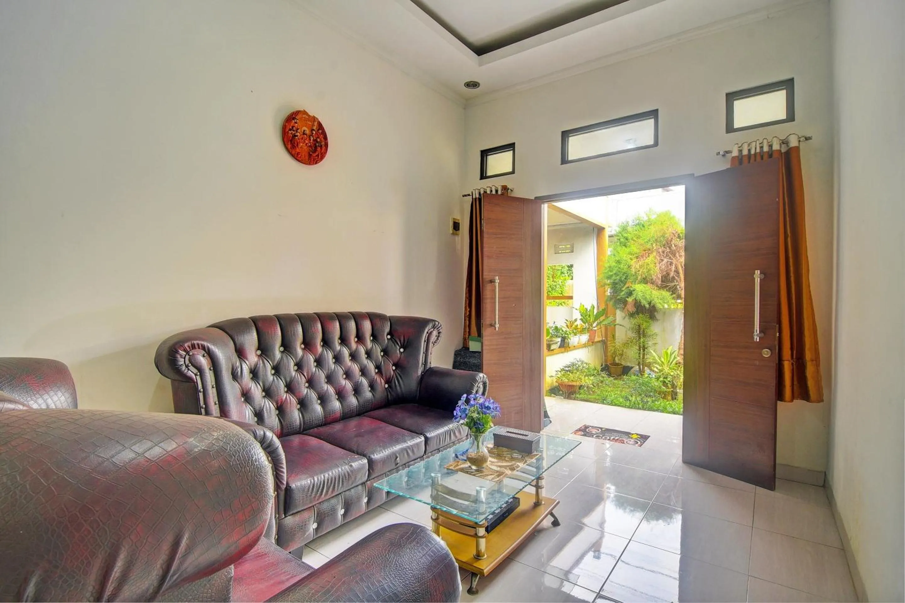 Lobby or reception in Hotel O Miracle Kost