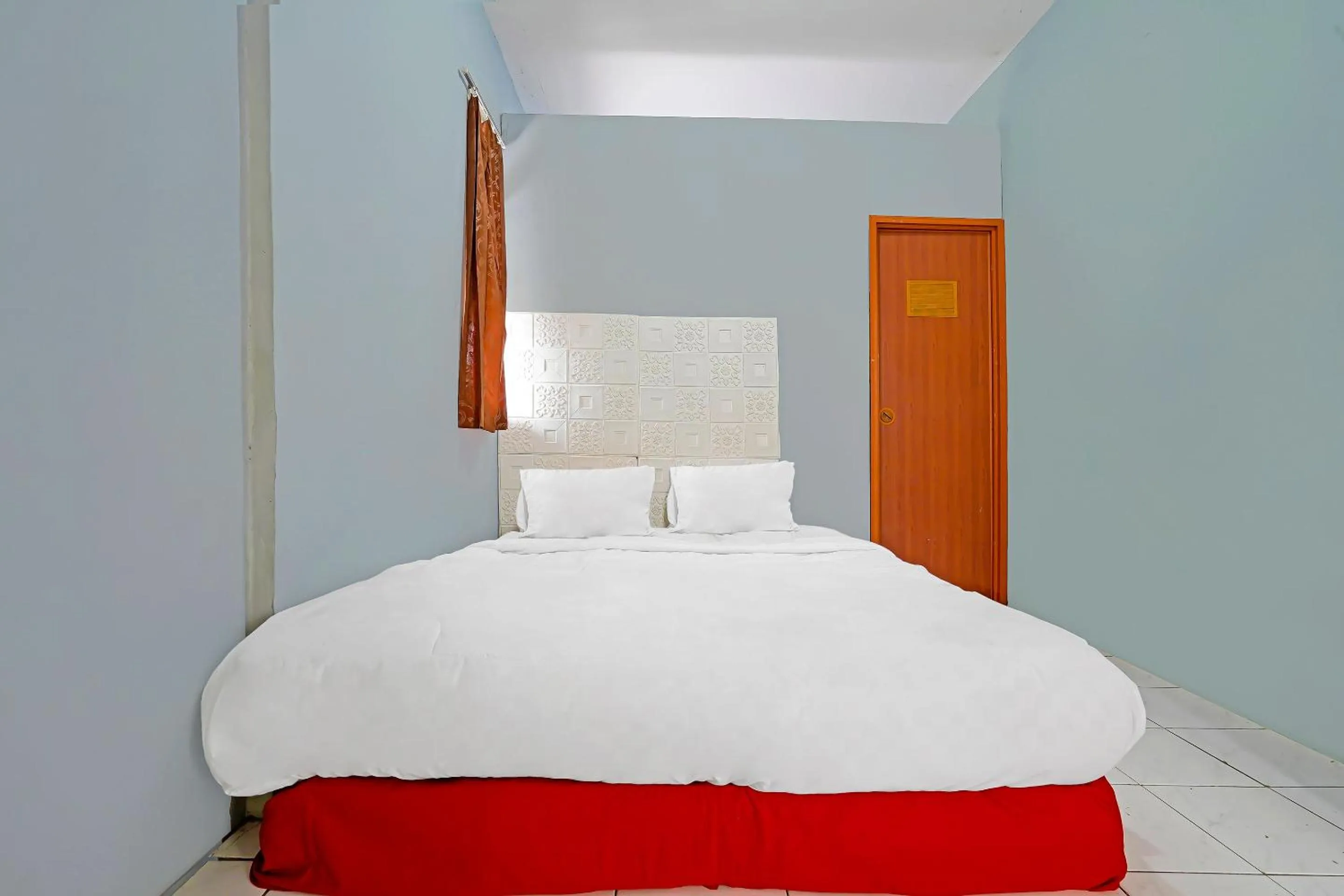 Bedroom, Bed in OYO Life 92694 Kost Nino