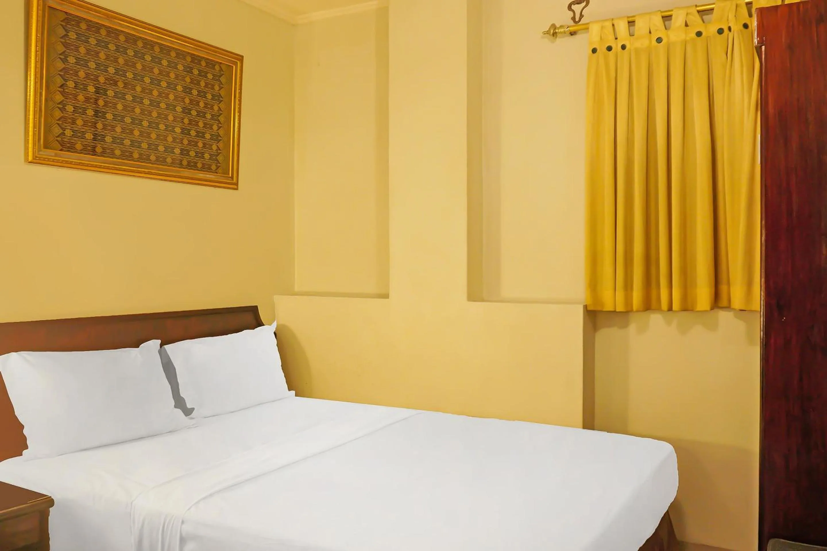 Bedroom, Bed in Collection O 92690 Hotel Limas