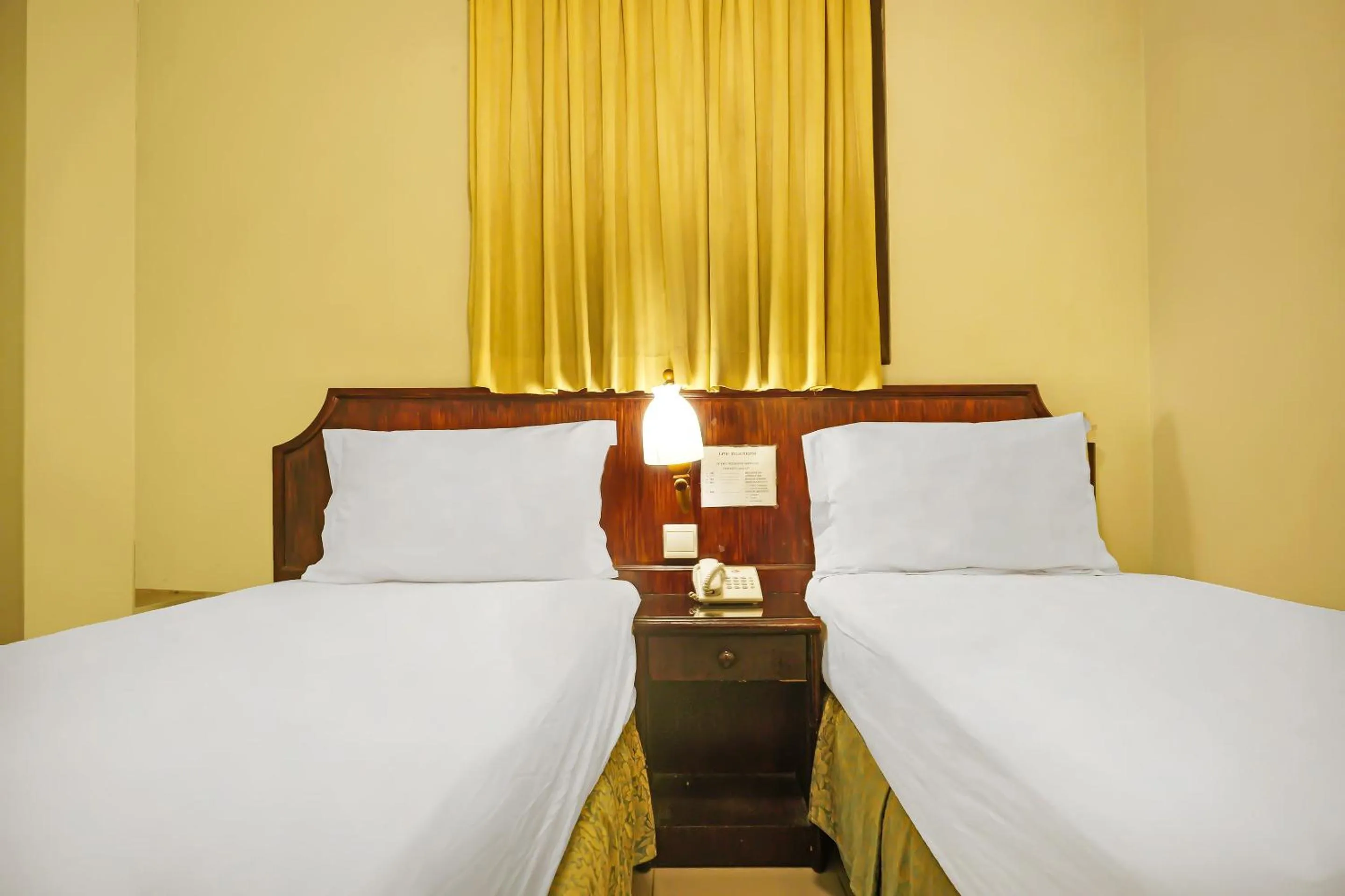 Bedroom, Bed in Collection O 92690 Hotel Limas