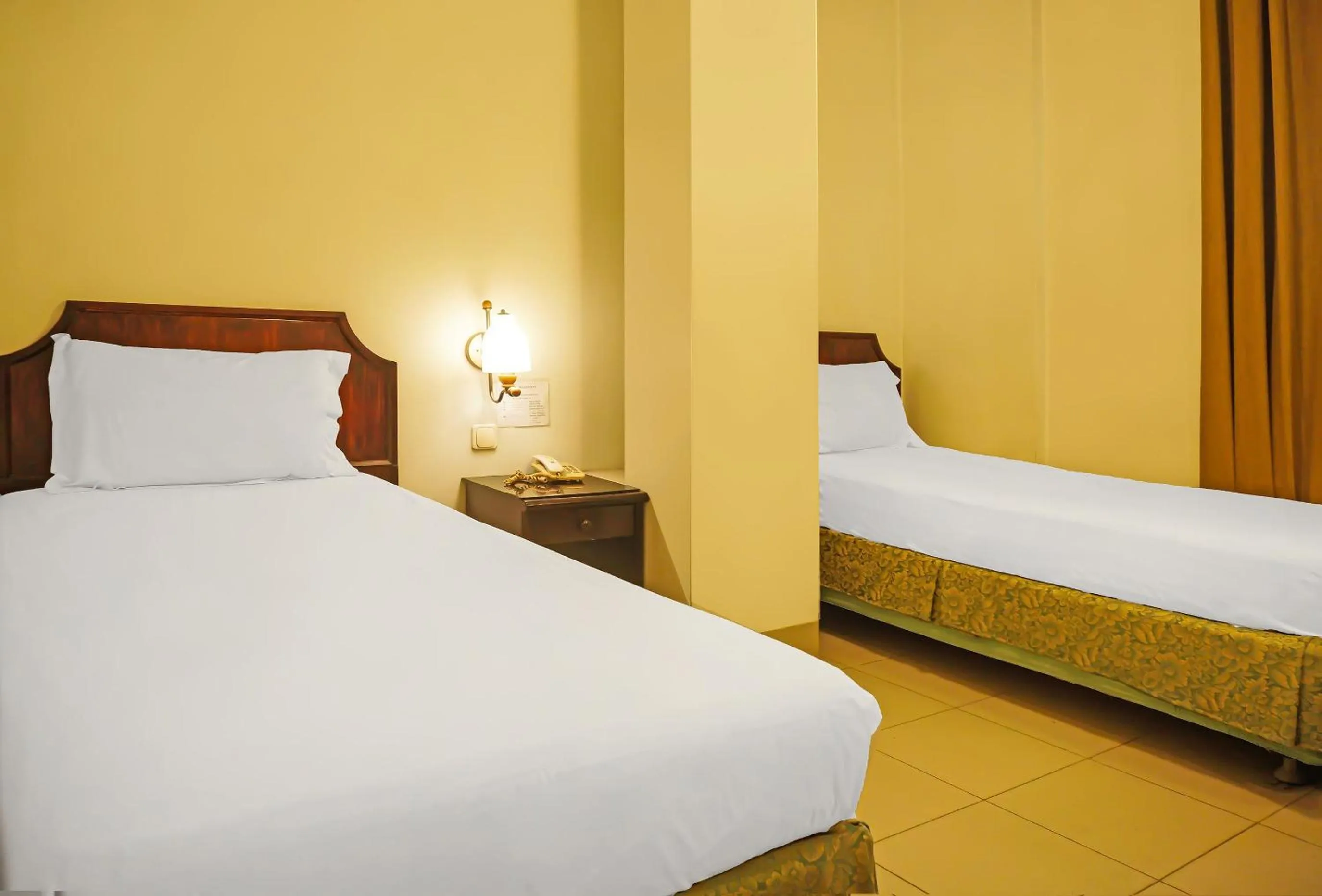 Bedroom, Bed in Collection O 92690 Hotel Limas