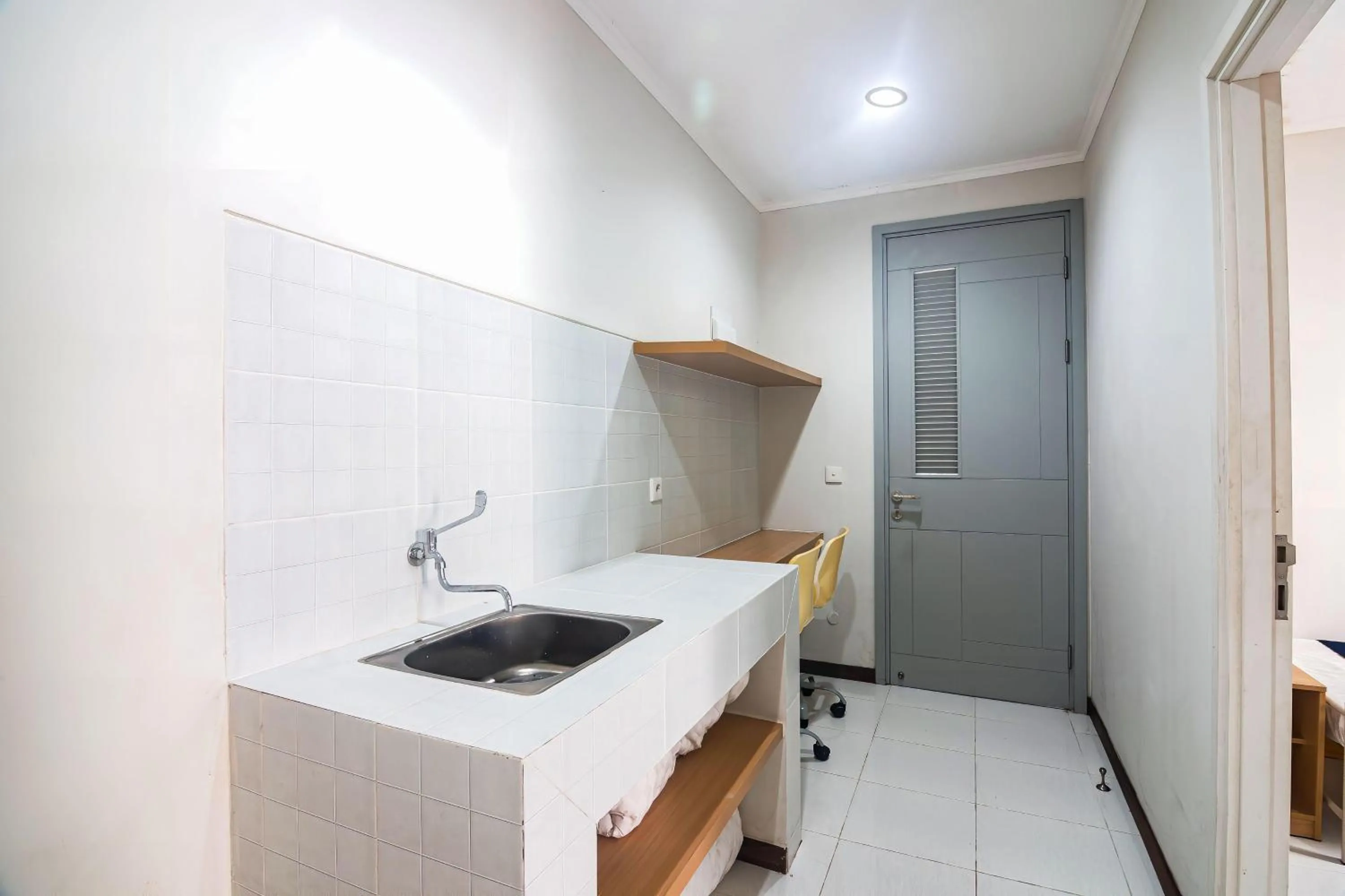 Kitchen or kitchenette in Hotel O Anartha Residence