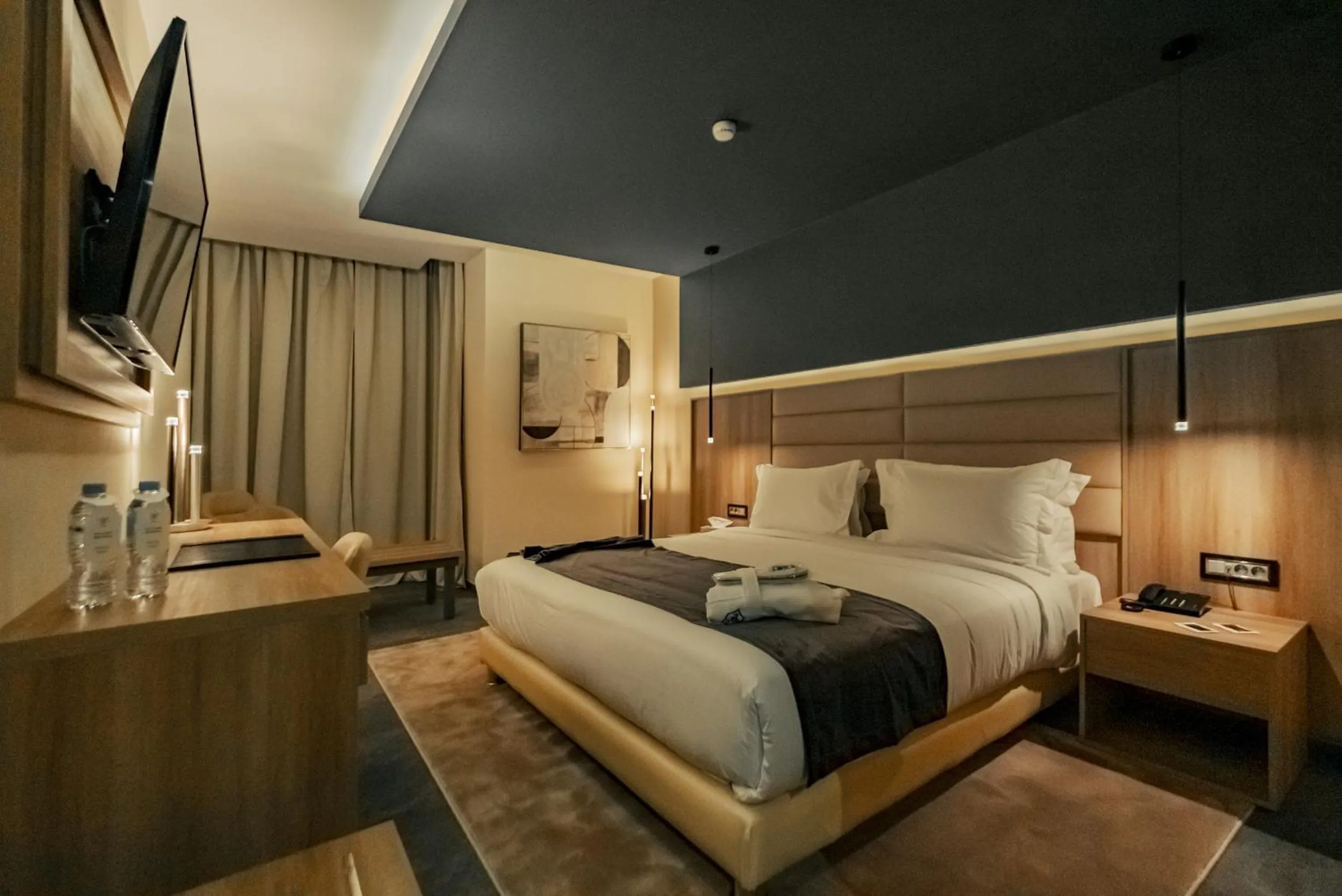 Bed in AD HOTEL HYDRA