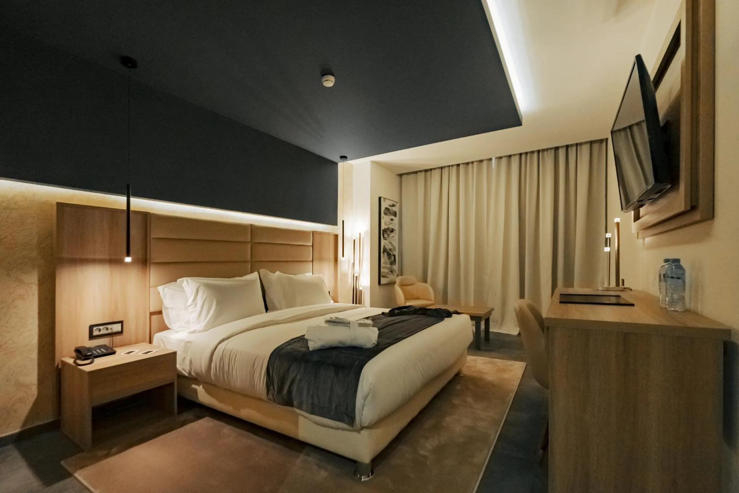 Bed in AD HOTEL HYDRA