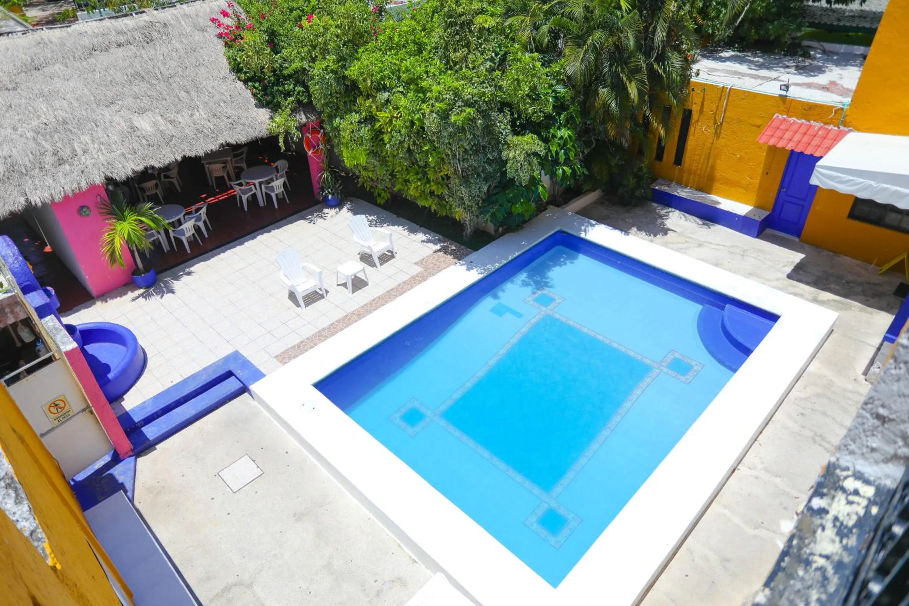 Swimming pool in Hotel Hacienda Cancun