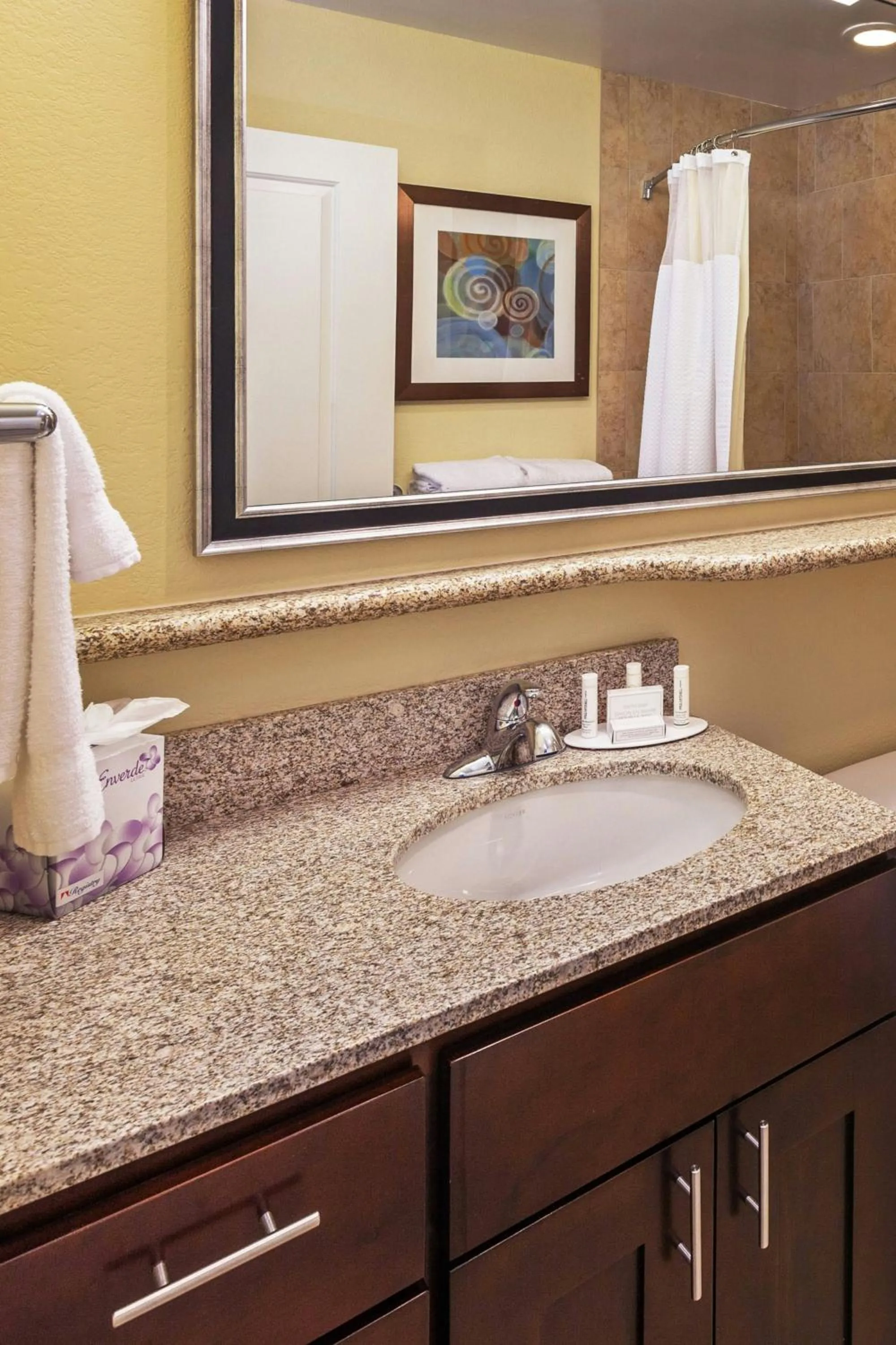 Bathroom in TownePlace Suites by Marriott Corpus Christi