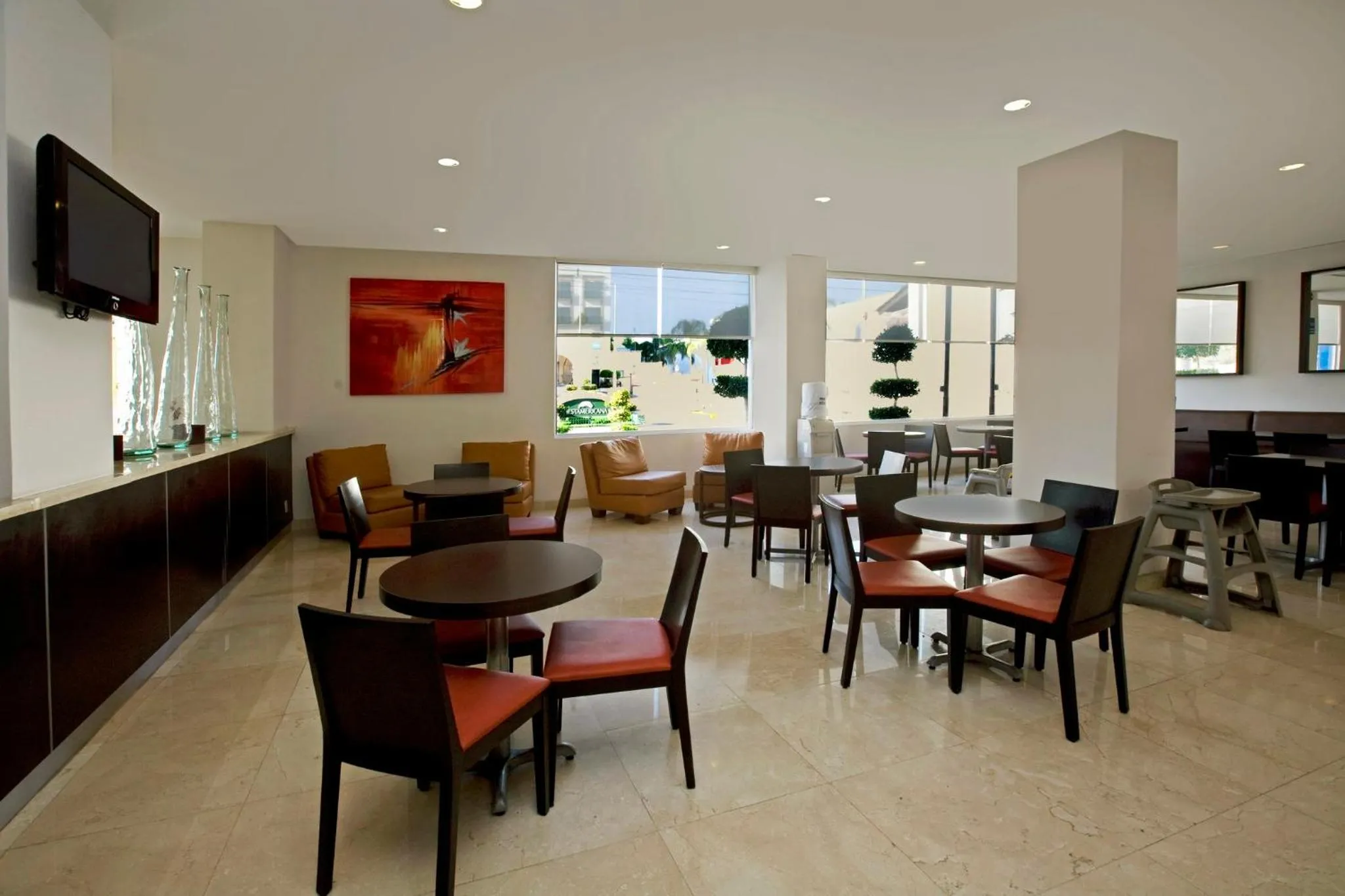 Restaurant/places to eat in One Aguascalientes San Marcos