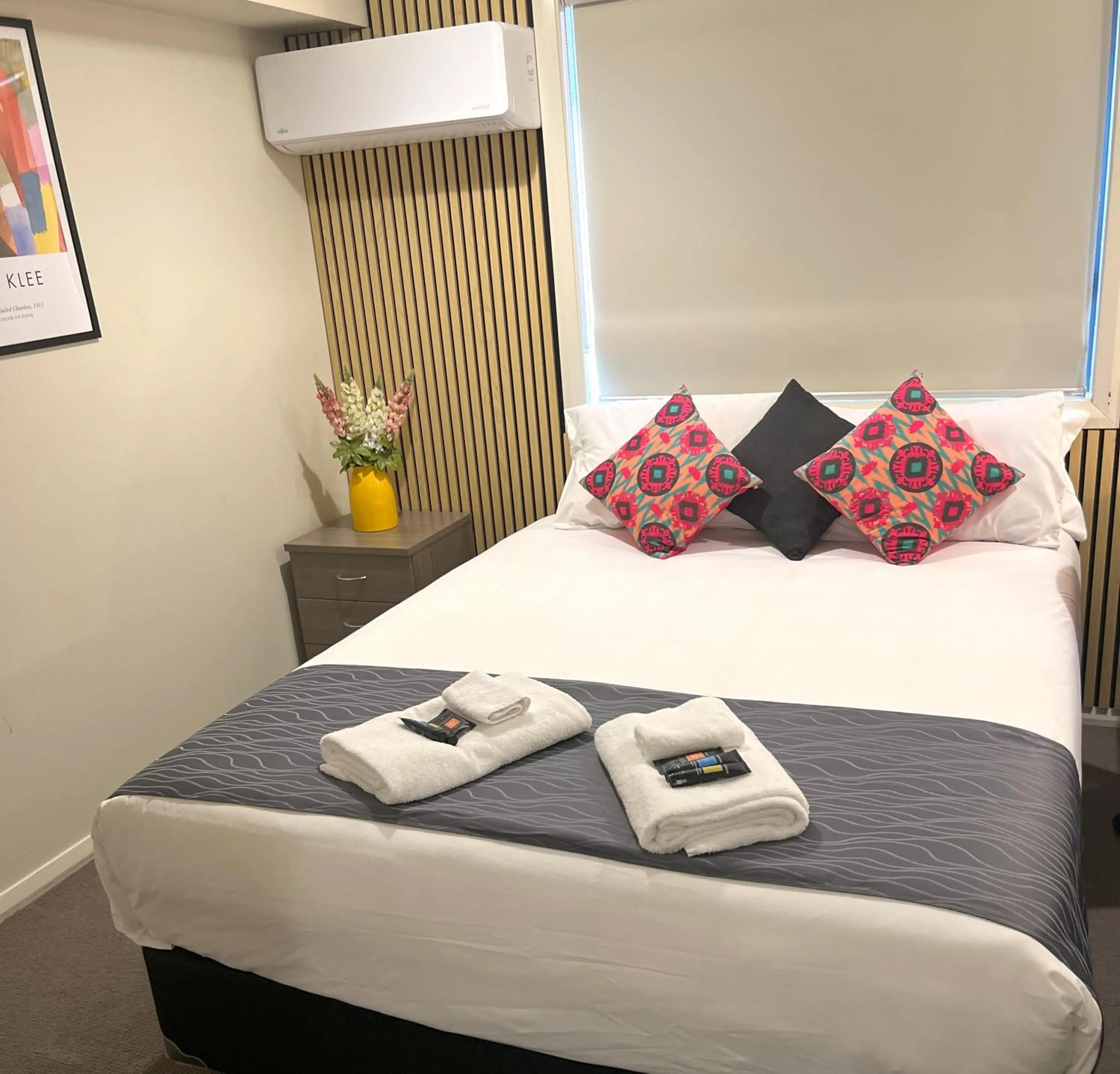 Bed in Comfort Inn Serenity Bathurst