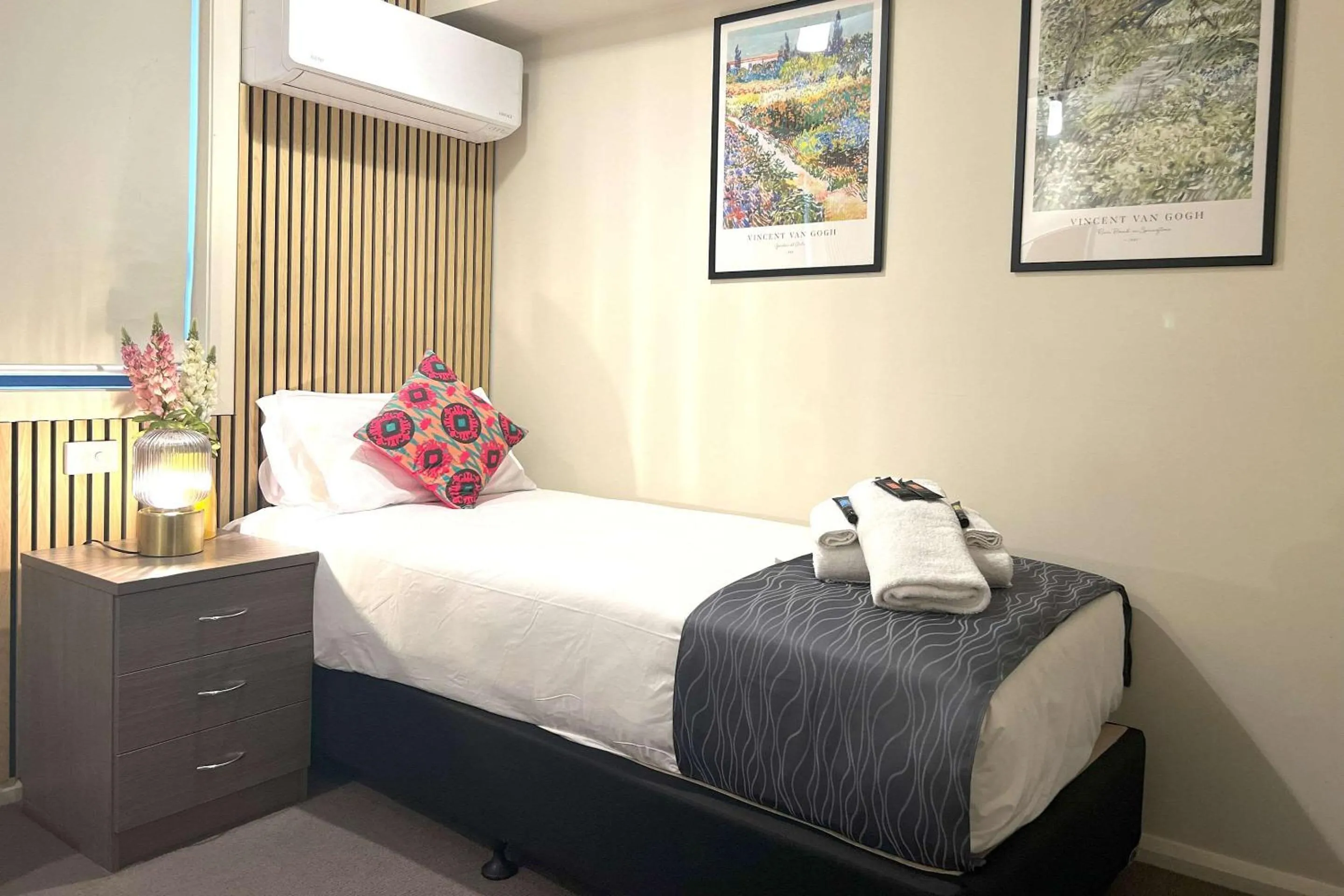 Bedroom, Bed in Comfort Inn Serenity Bathurst