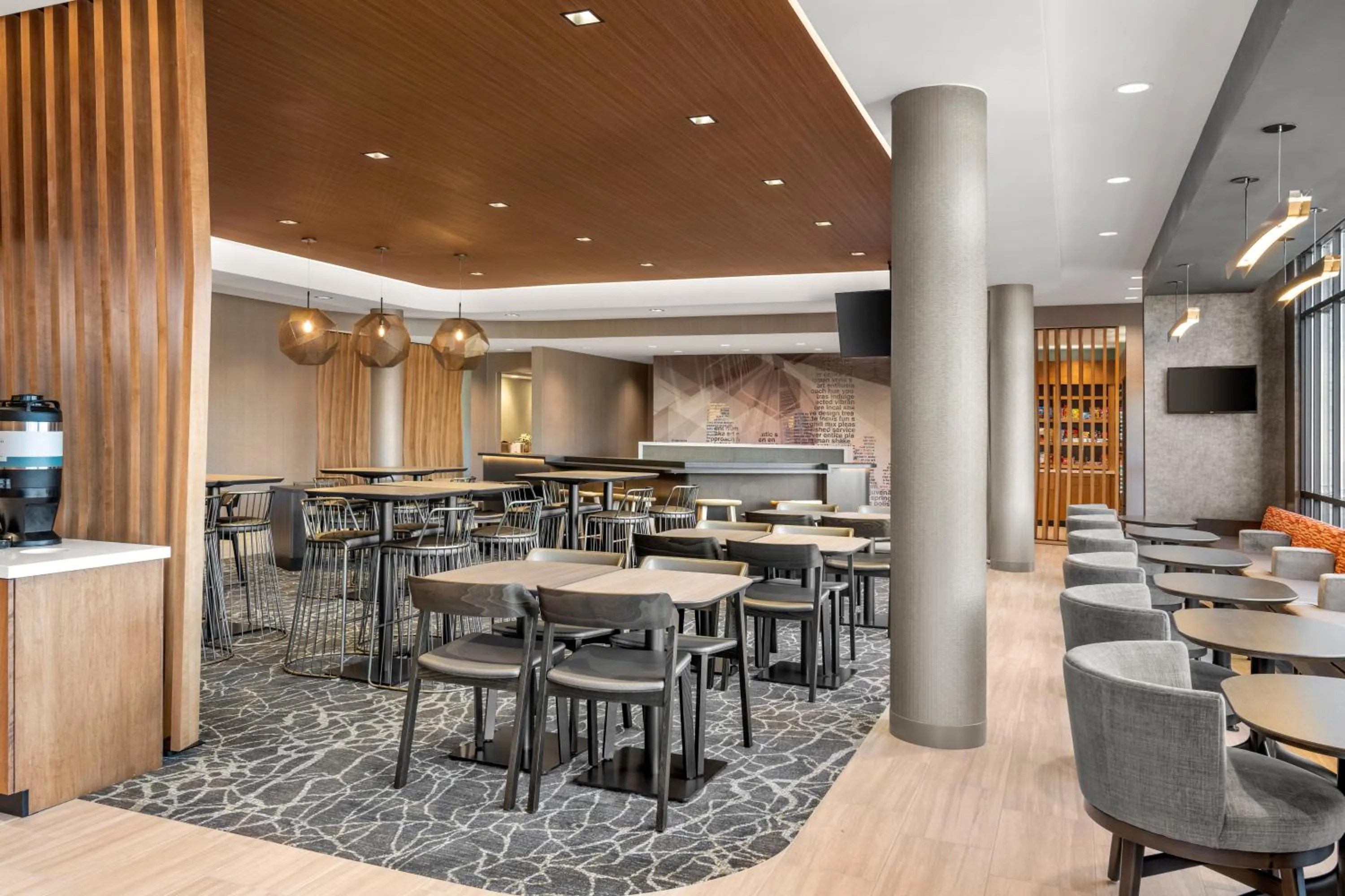 Breakfast in SpringHill Suites by Marriott Menomonee Falls