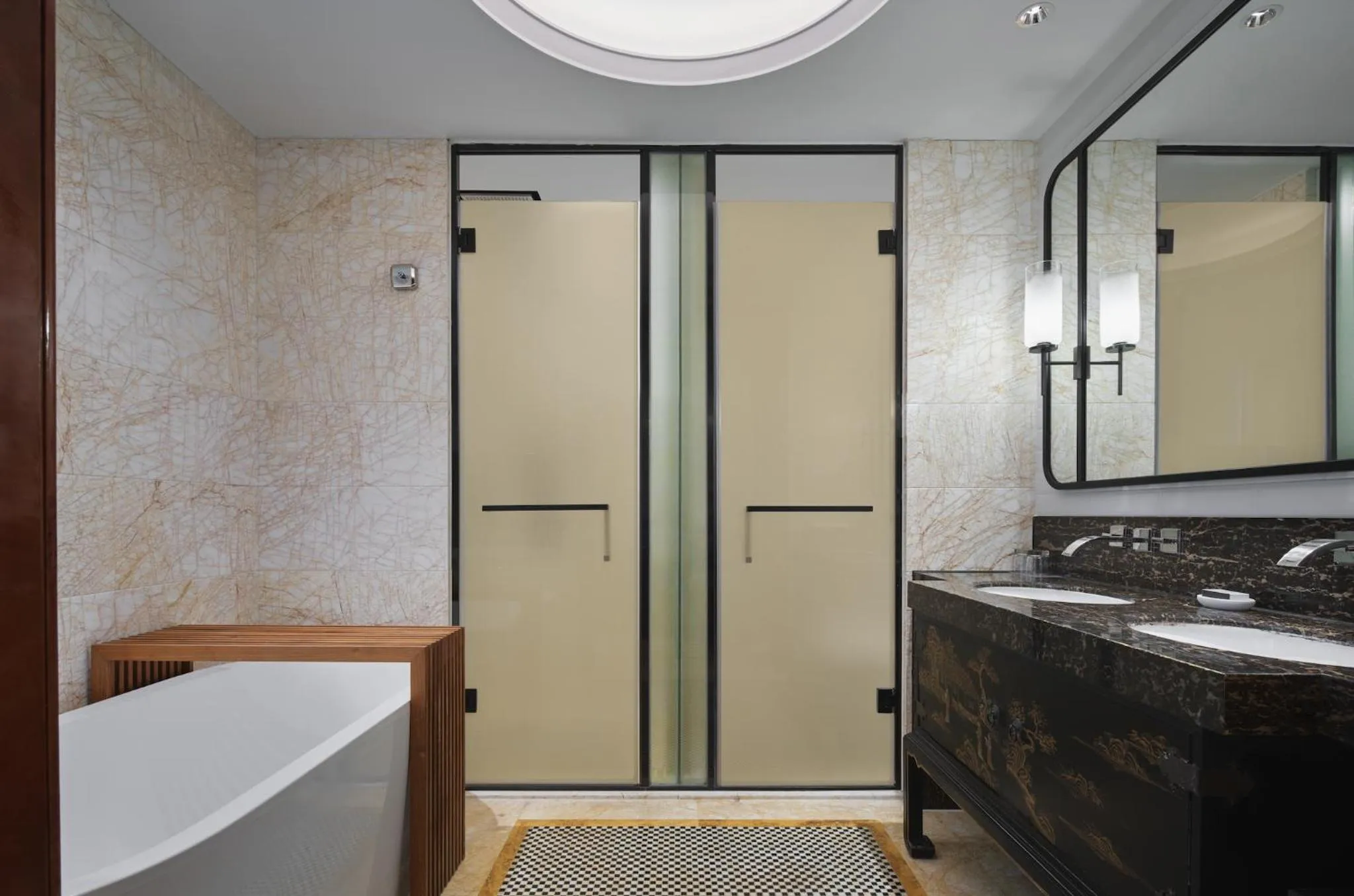 Toilet in Sheraton Shanghai Pudong Riverside