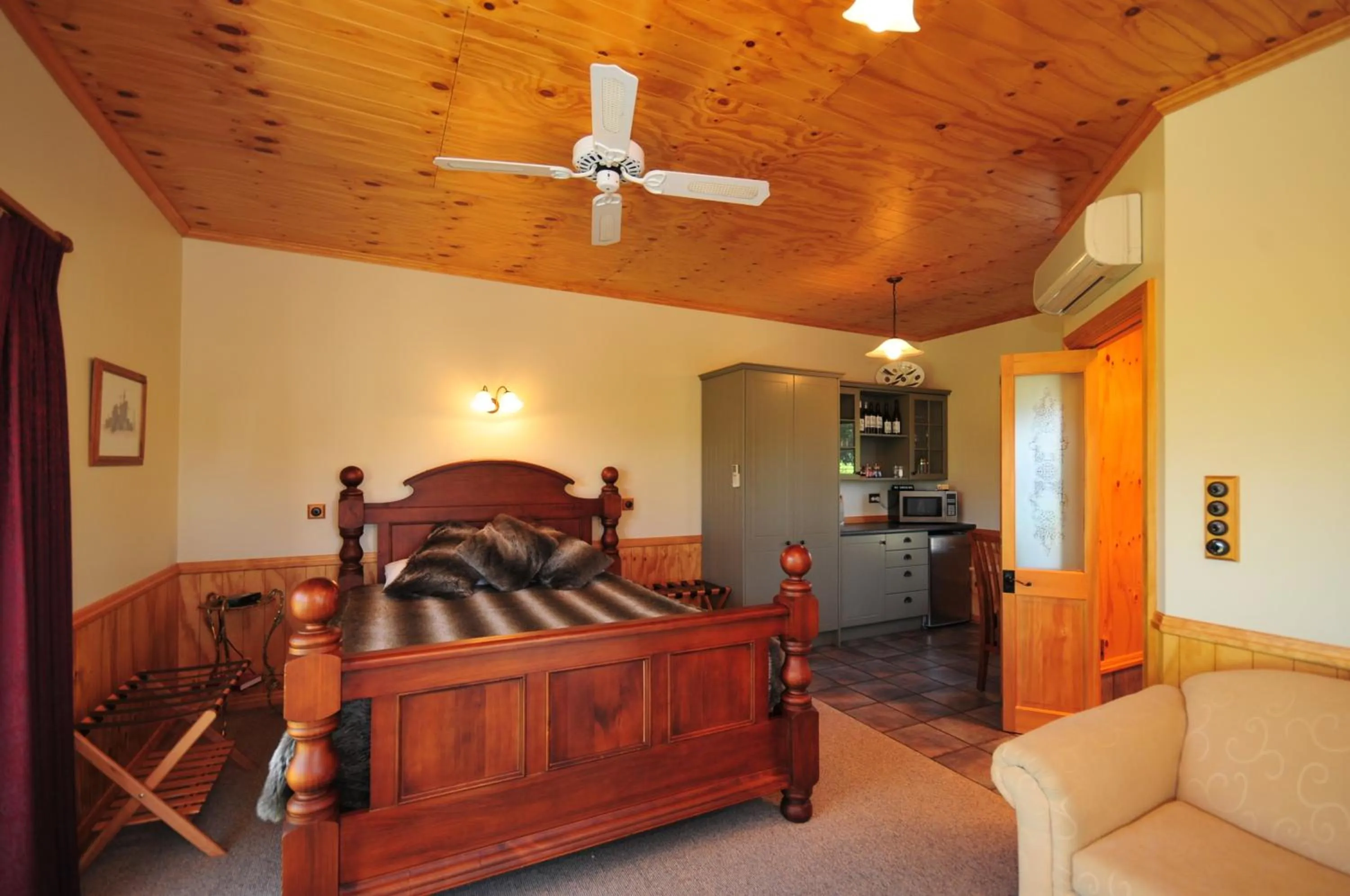 Bedroom in River Rock Estate