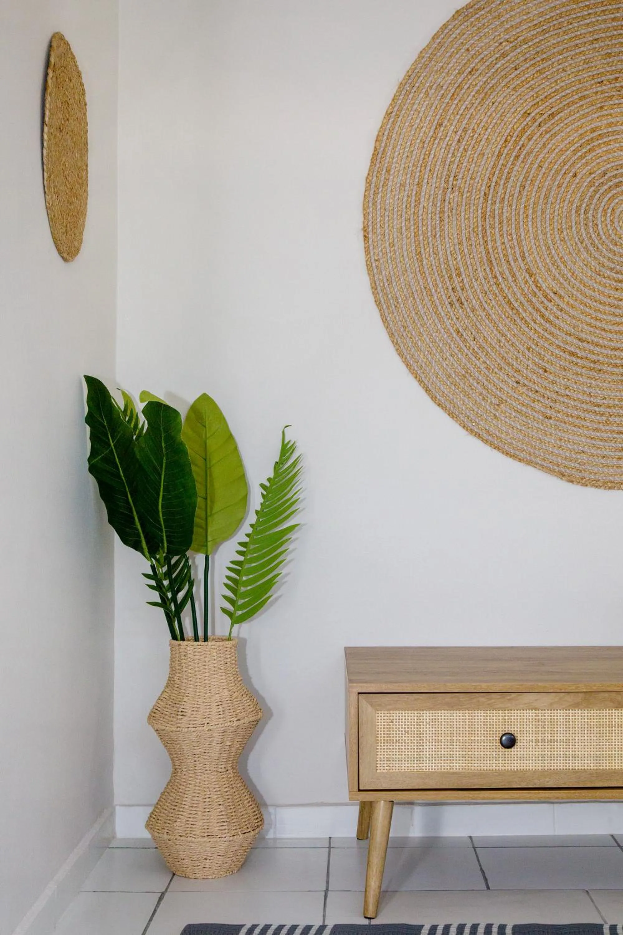 Decorative detail in Blue Marine Village