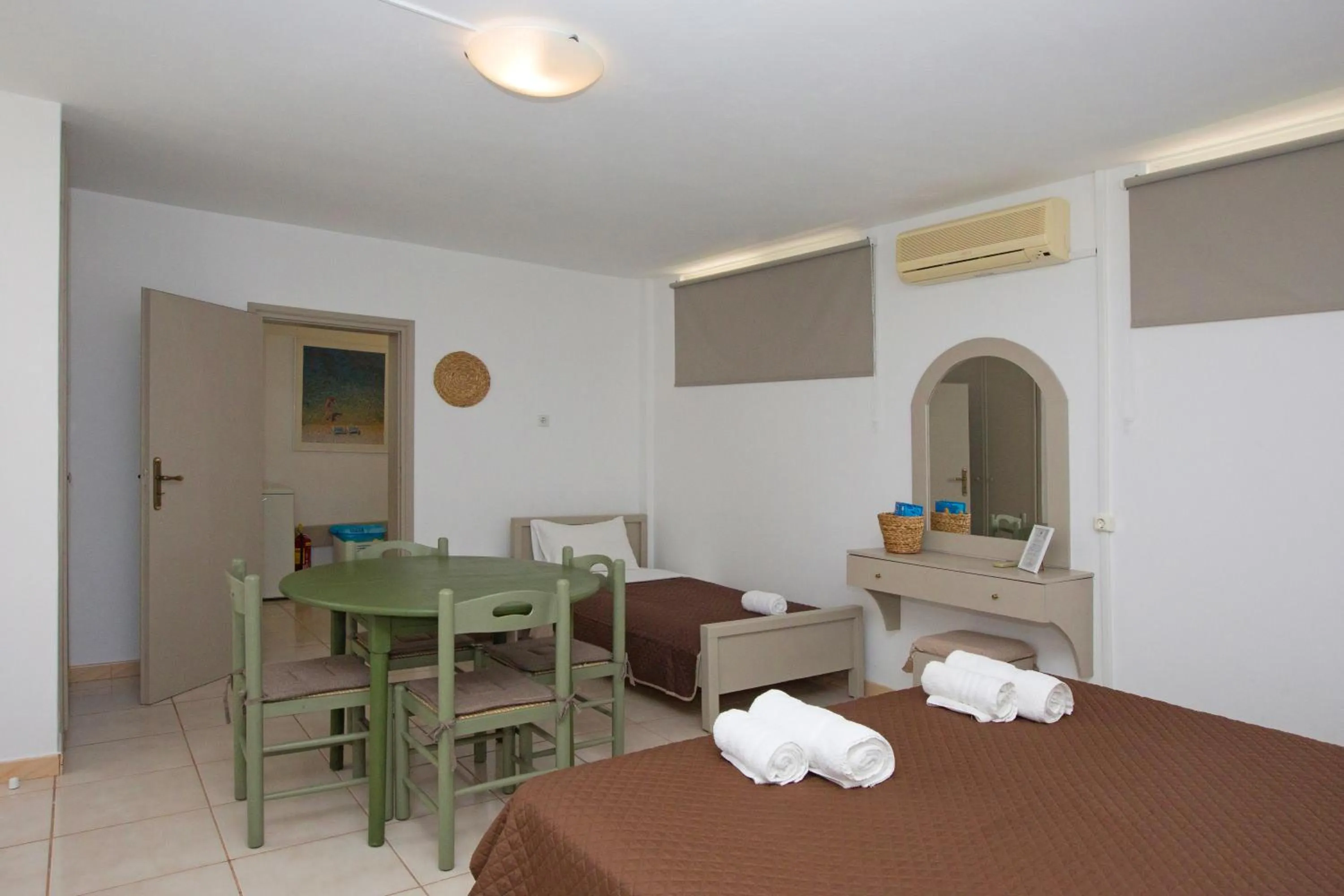 Photo of the whole room, Bed in Blue Marine Village