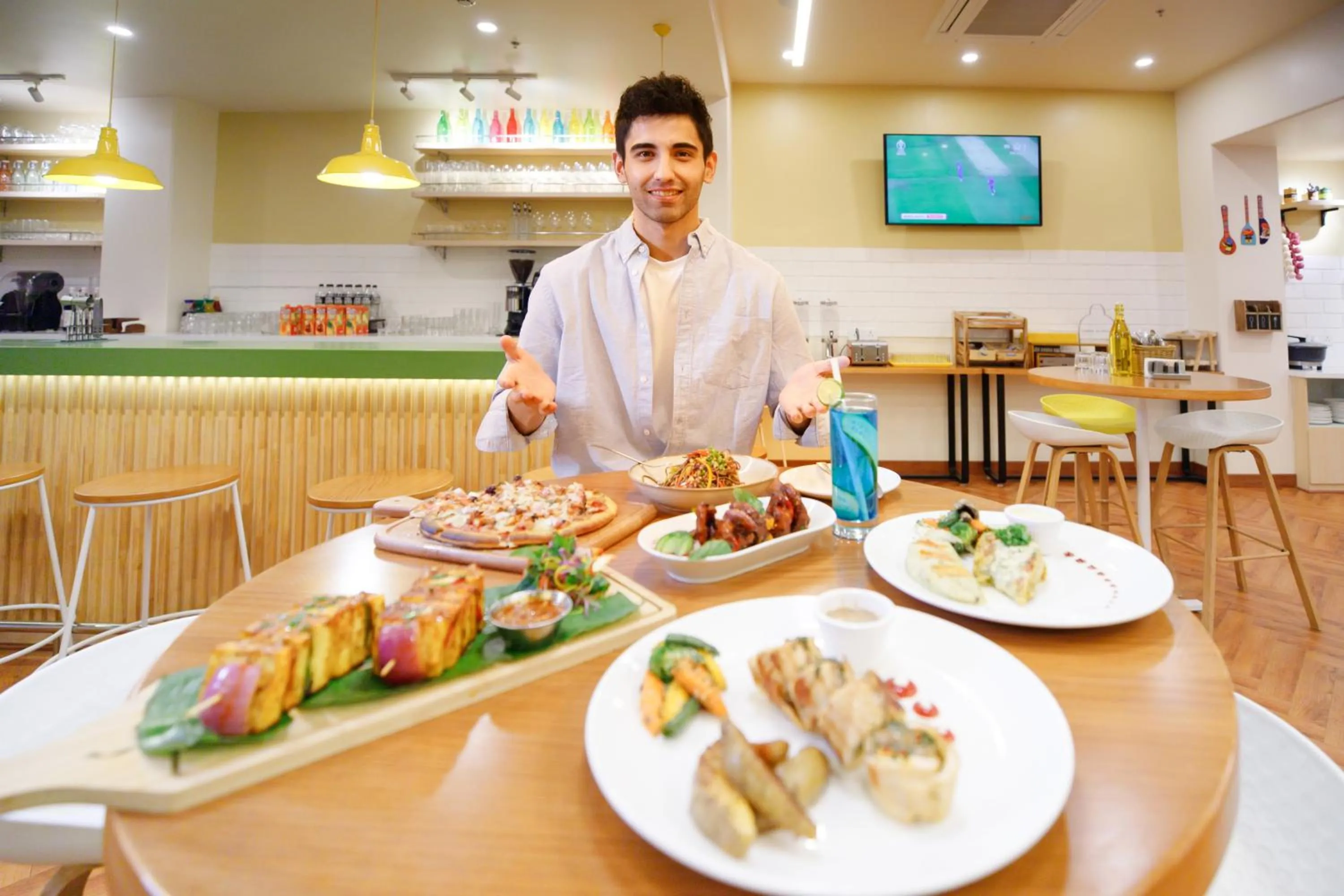 Restaurant/places to eat in Bloom Hub l ORR Marathahalli