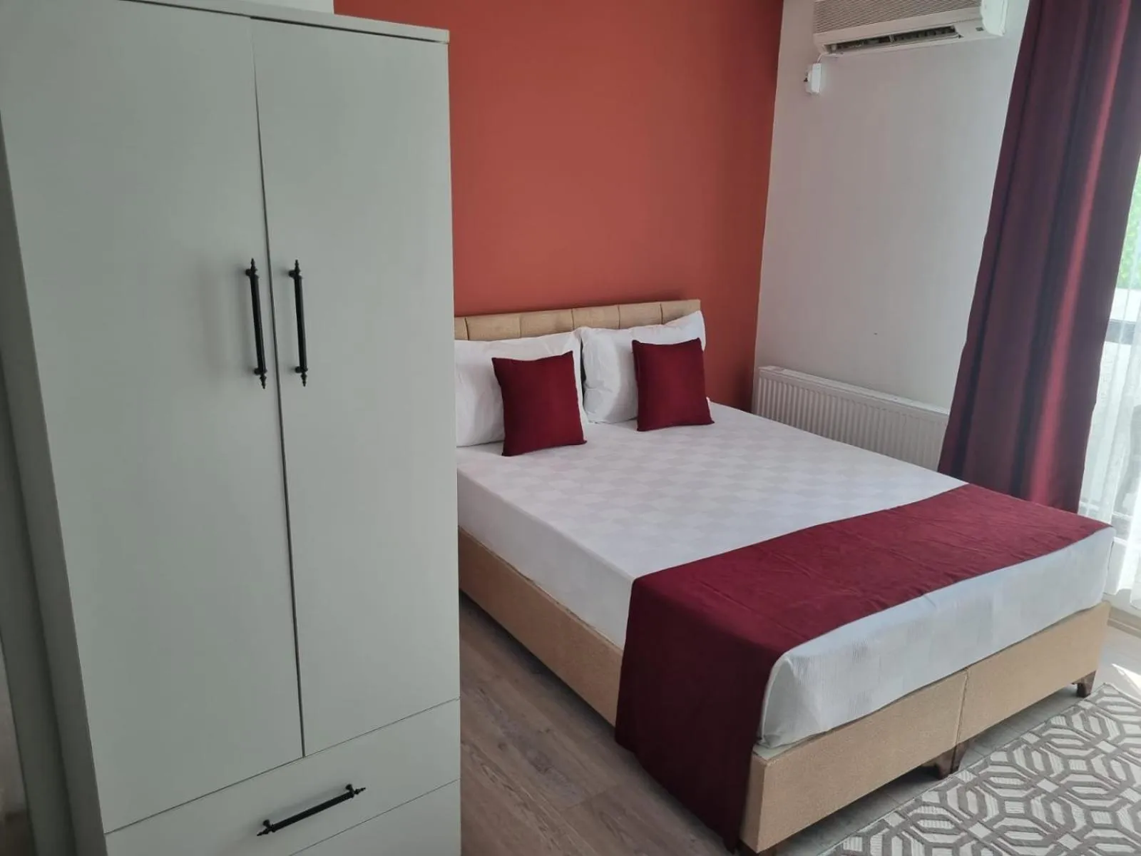 Bed in istanbul airport family suites hotel