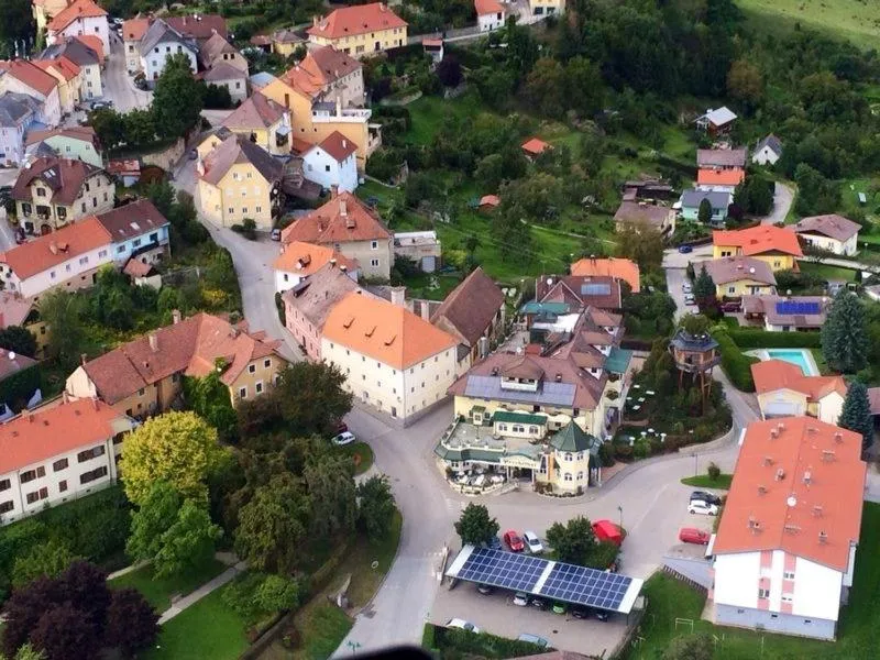 Property building in Hotel Prechtlhof