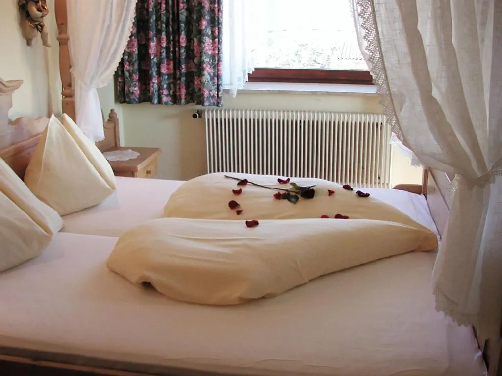 Photo of the whole room, Bed in Hotel Prechtlhof