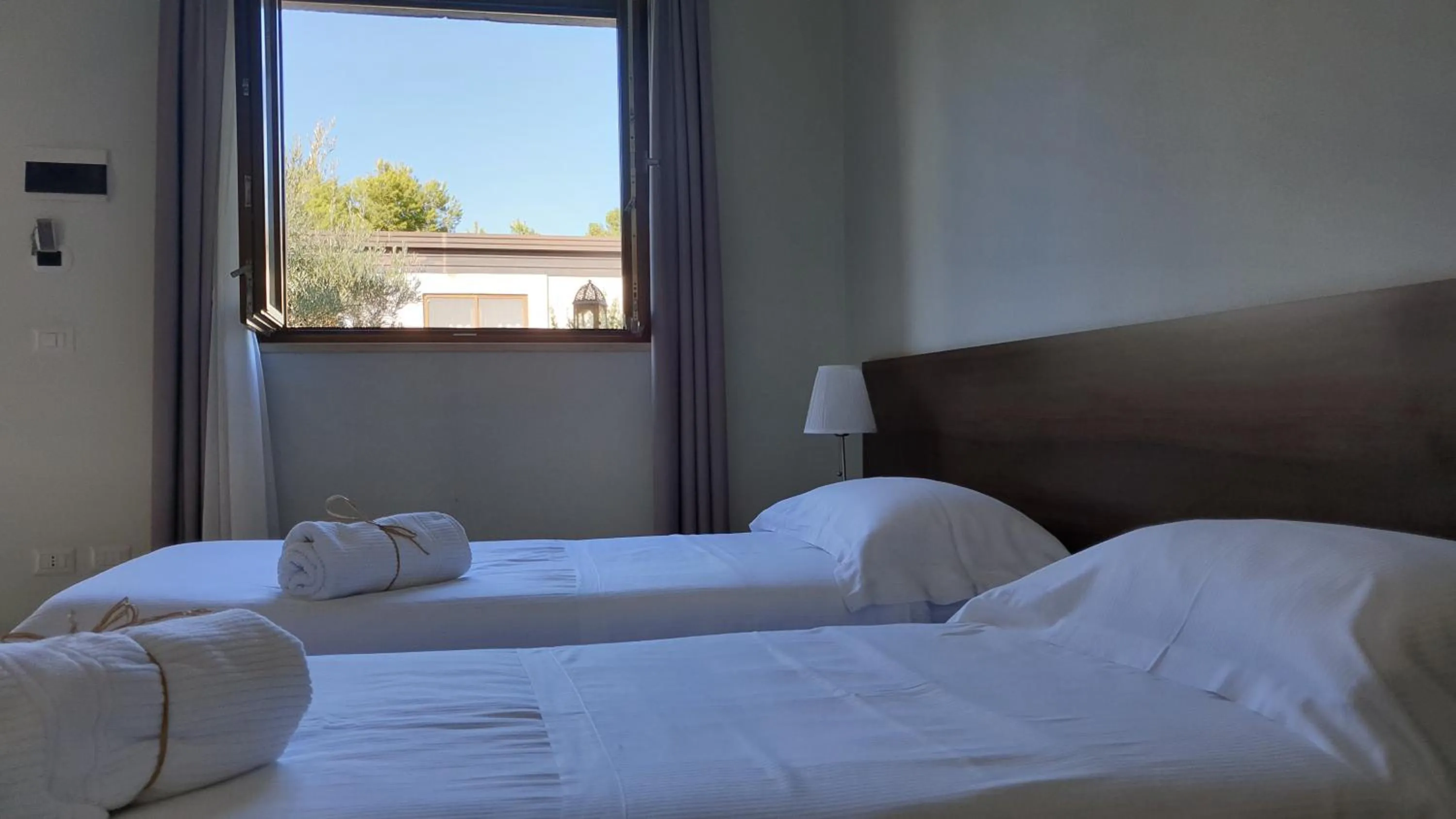 Photo of the whole room, Bed in Residence Masseria Santa Lucia