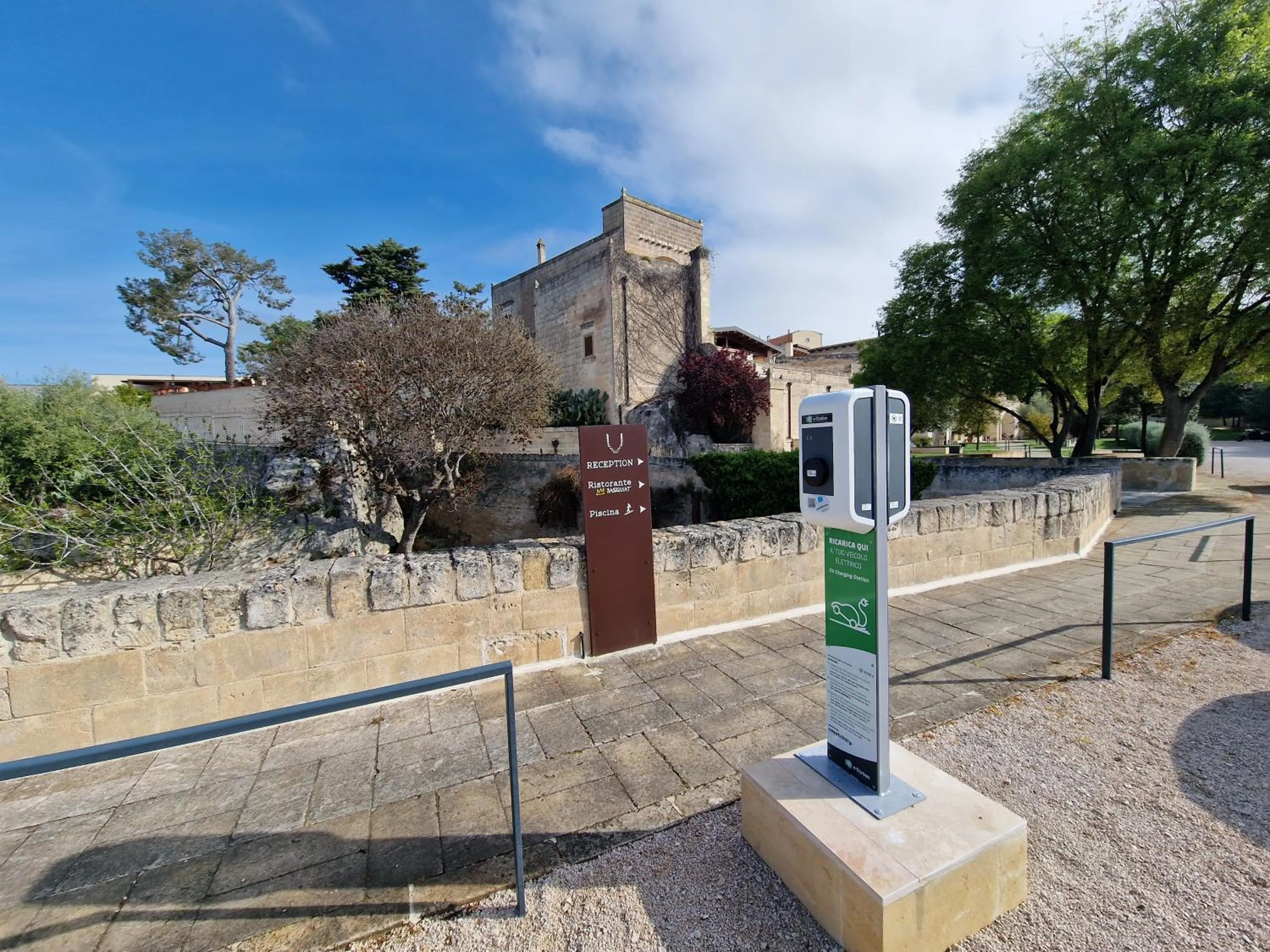 Parking in Residence Masseria Santa Lucia