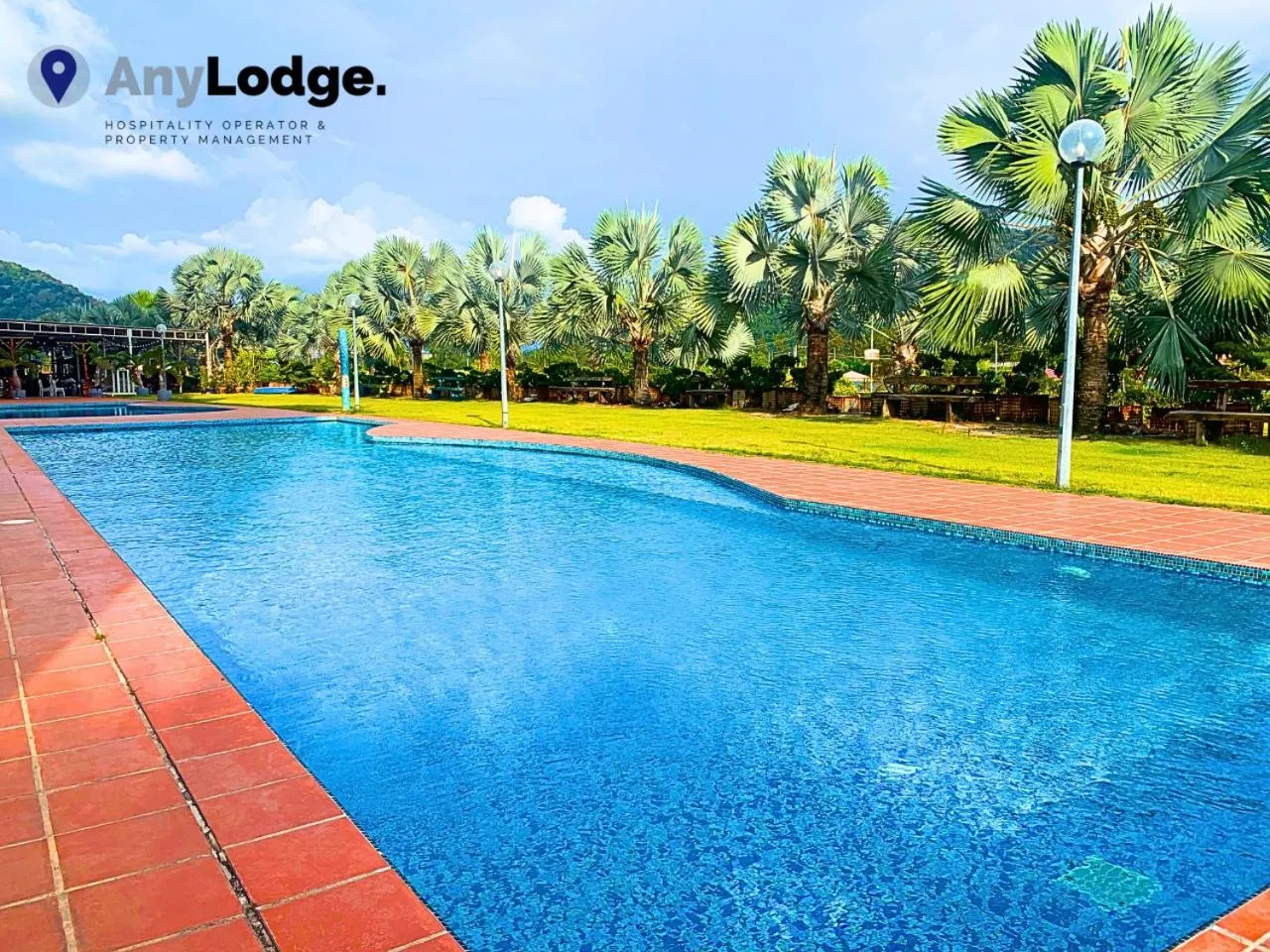 Property building in AnyLodge Waterfront Marina Island Pangkor