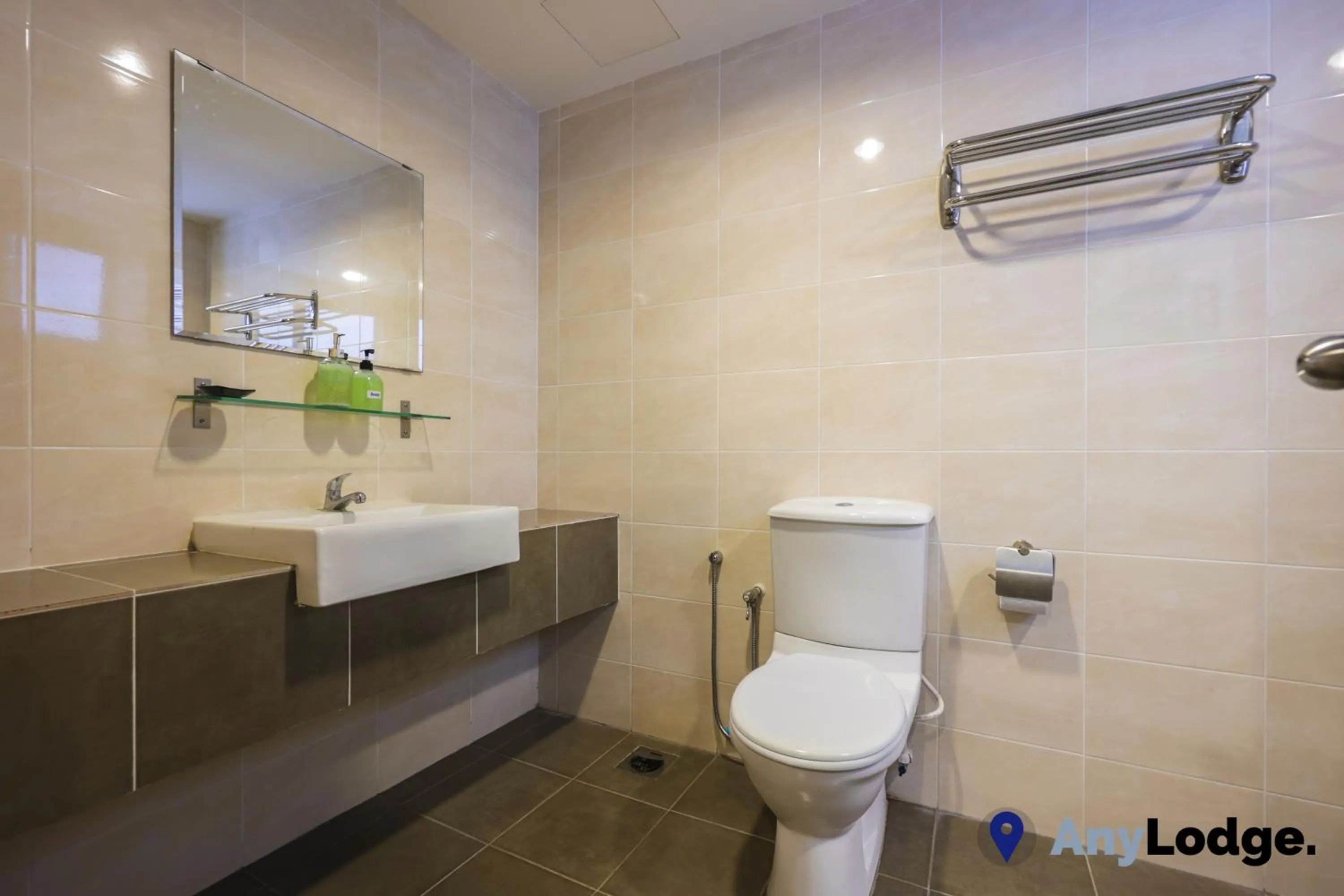 Three-Bedroom Suite in AnyLodge Waterfront Marina Island Pangkor