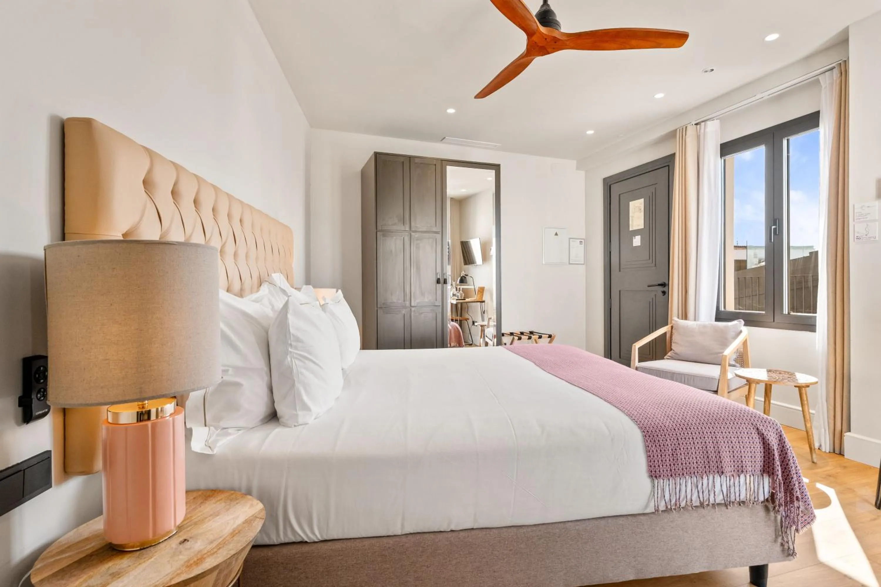 Bed in Casa Alhaja by Shiadu